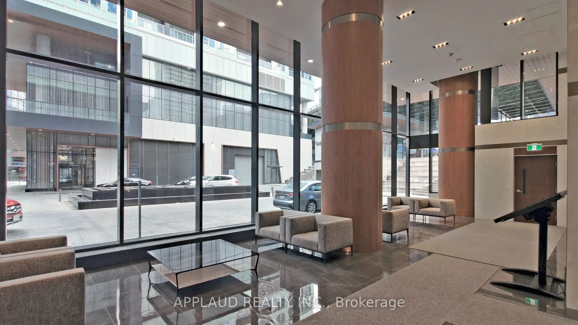 17 Bathurst Street, #3302
