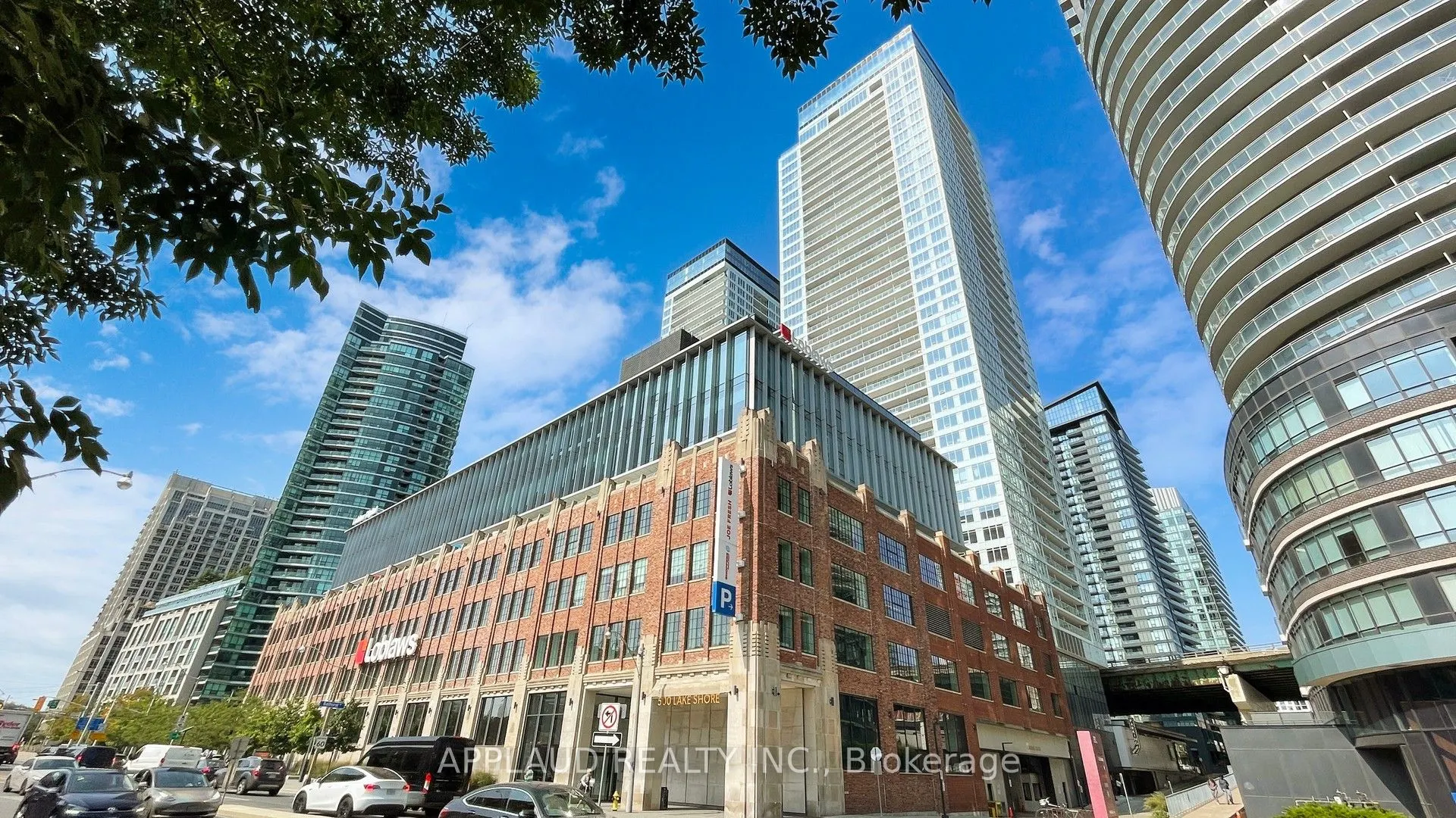 17 Bathurst Street, #3302