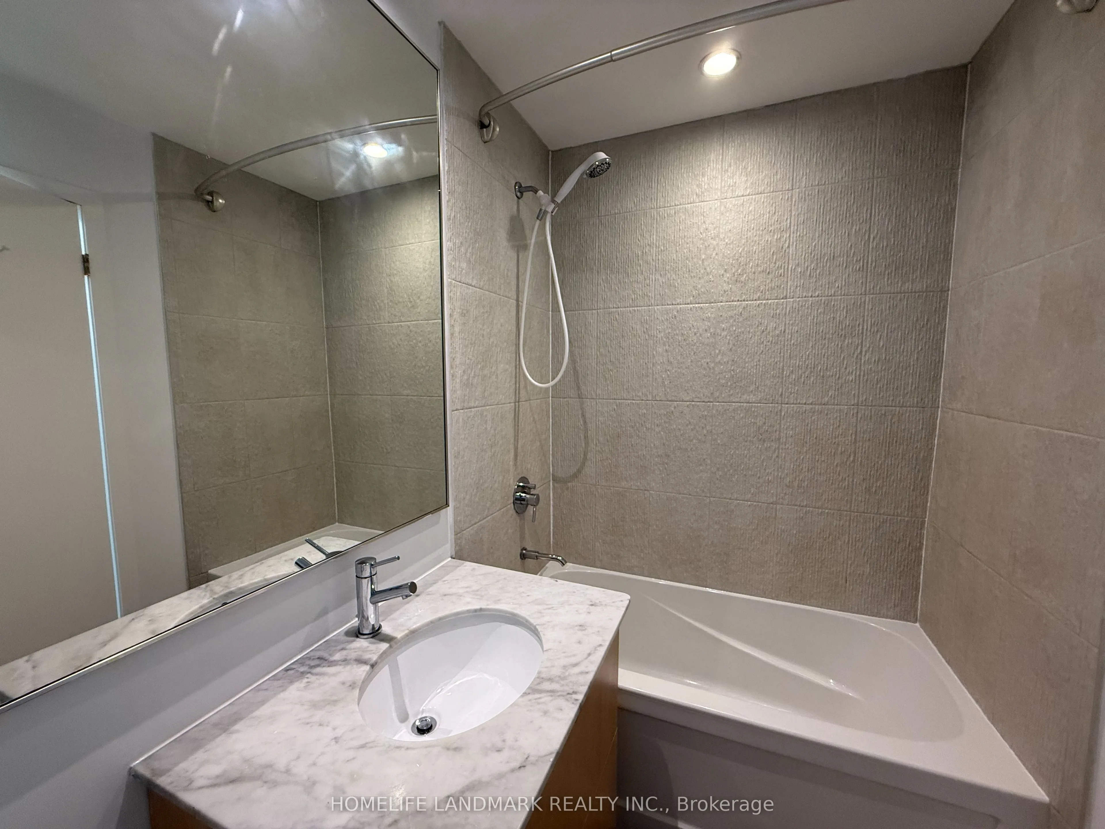 170 Fort York Boulevard, #1110