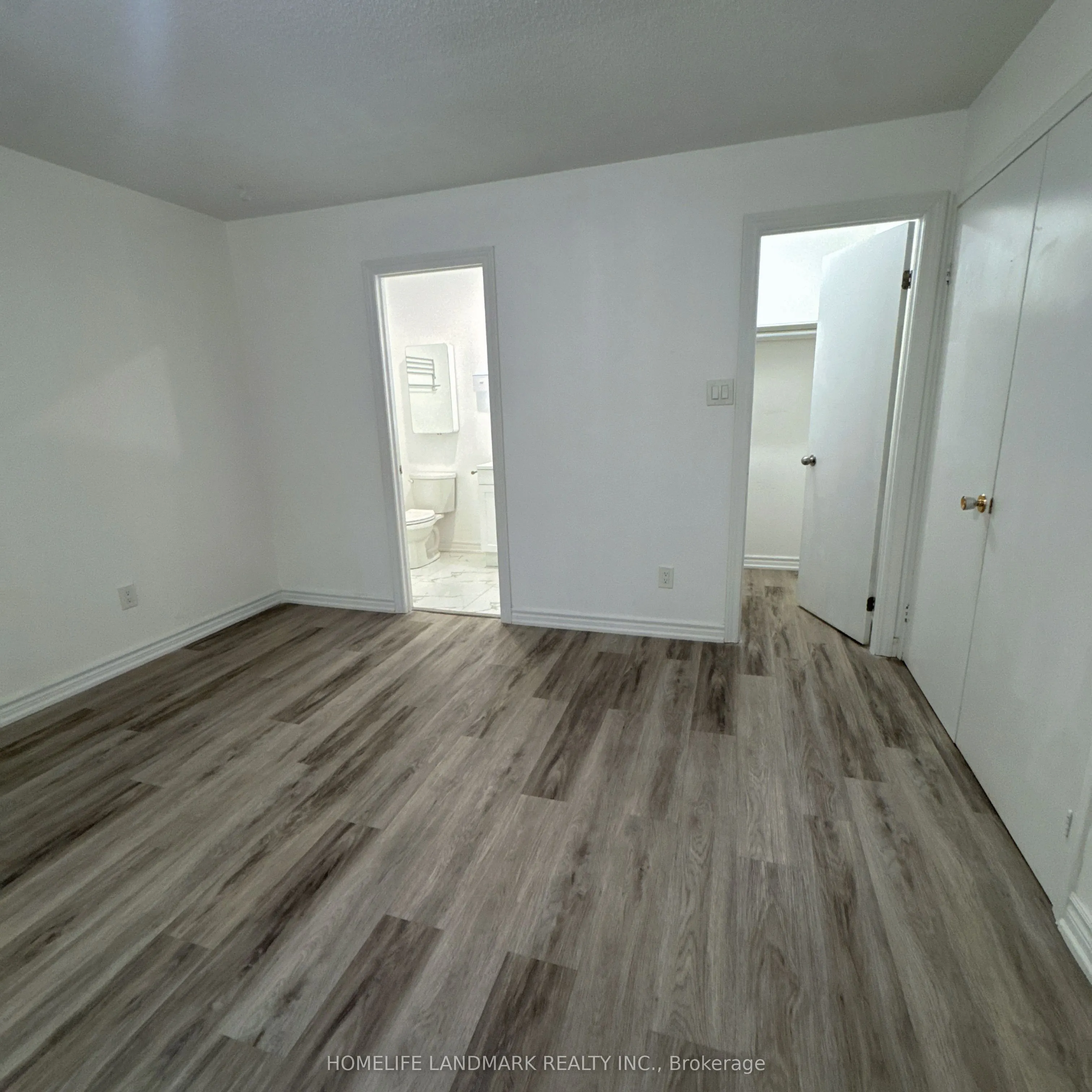 104 Loganberry Crescent