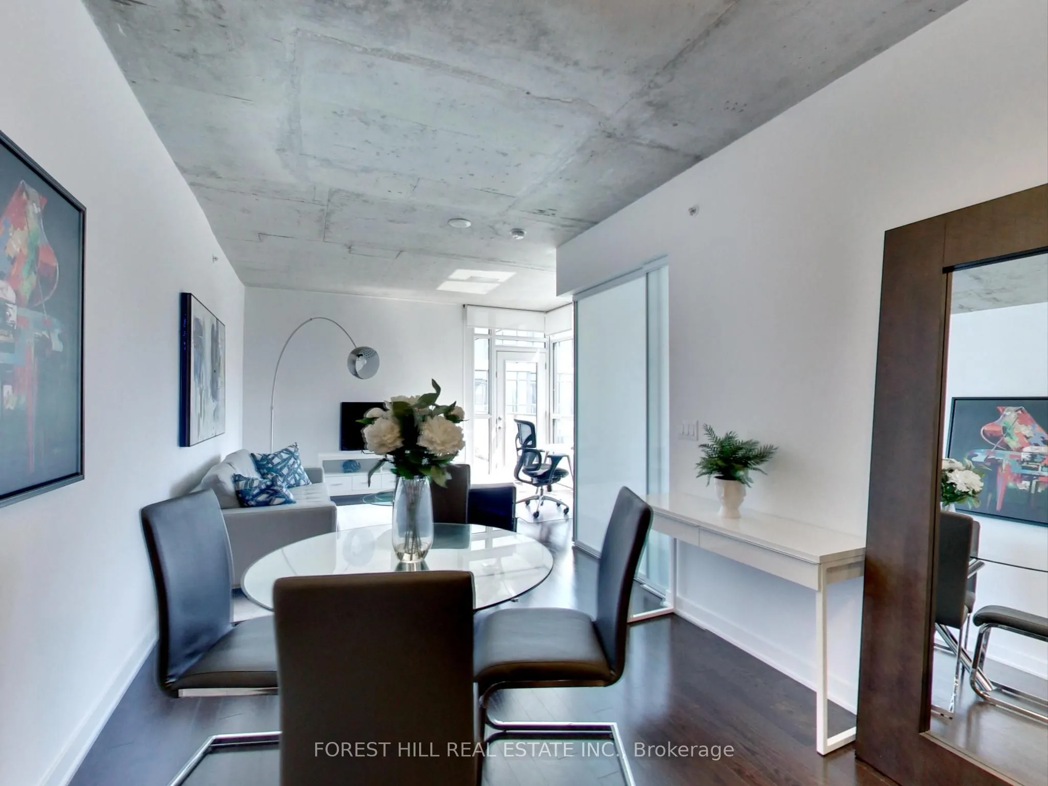 210 Simcoe Street, #2301
