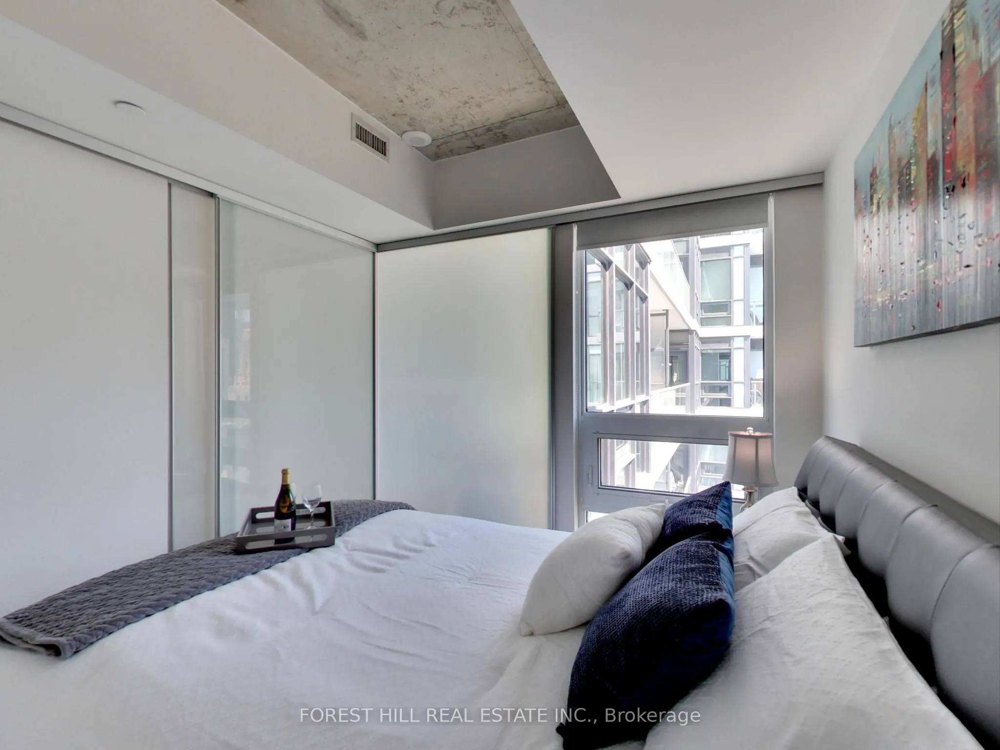210 Simcoe Street, #2301
