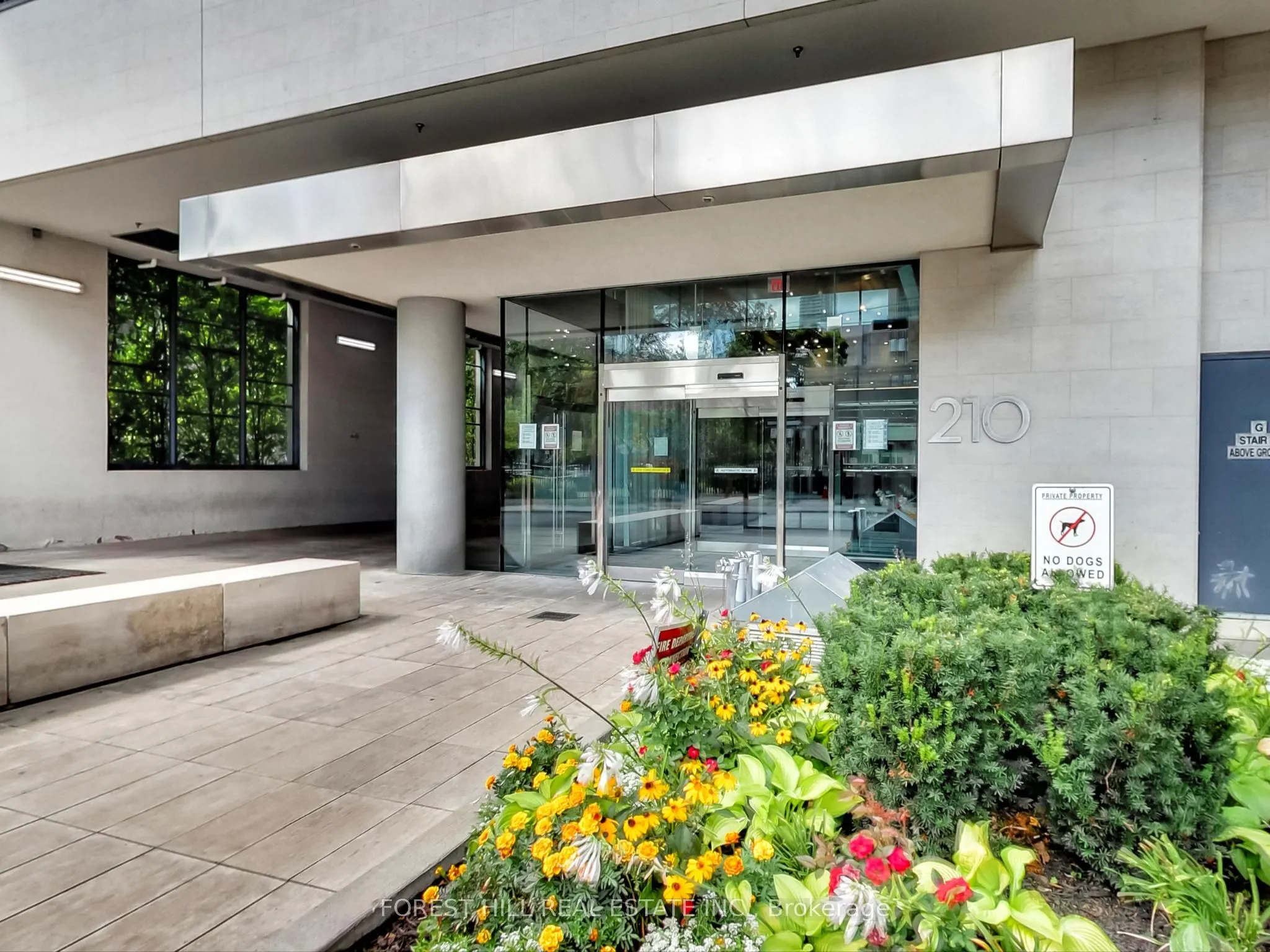 210 Simcoe Street, #2301