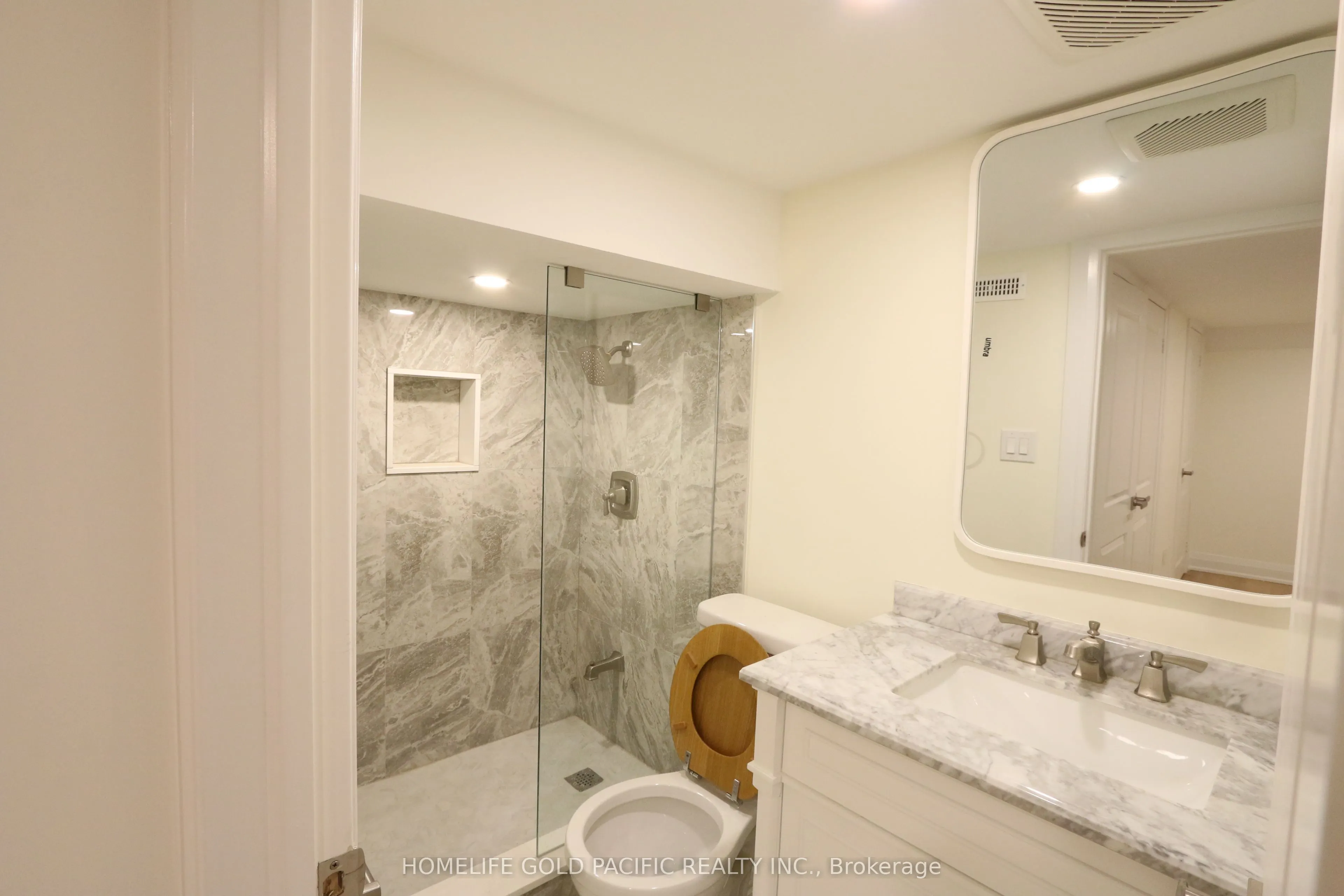 30a Mcgill Street