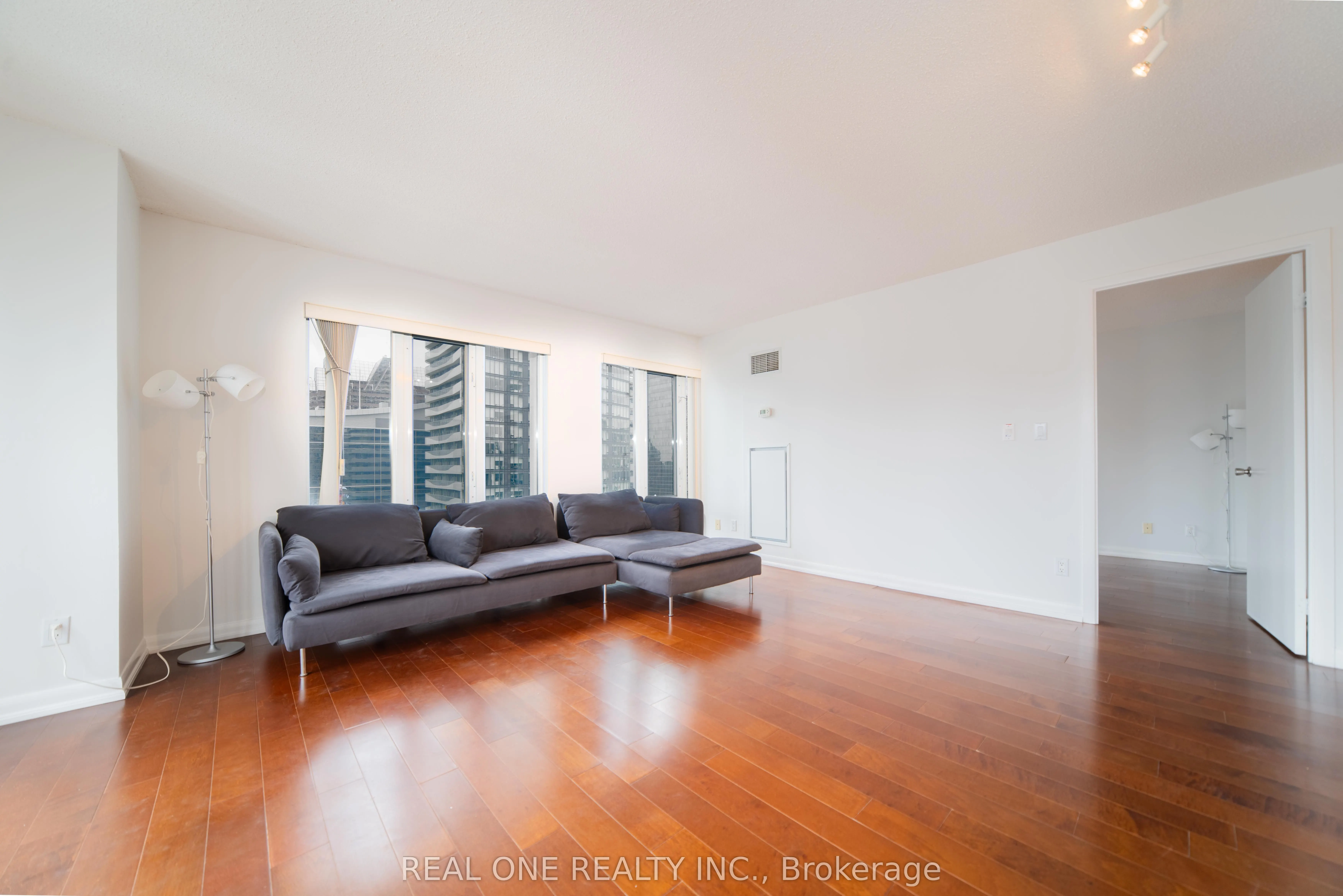 210 Victoria Street, #2404