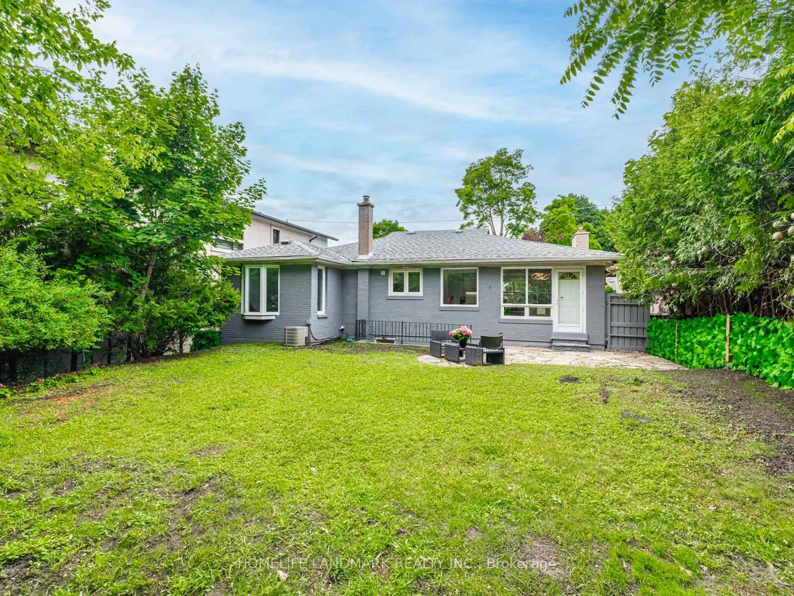 30 Burleigh Heights Drive