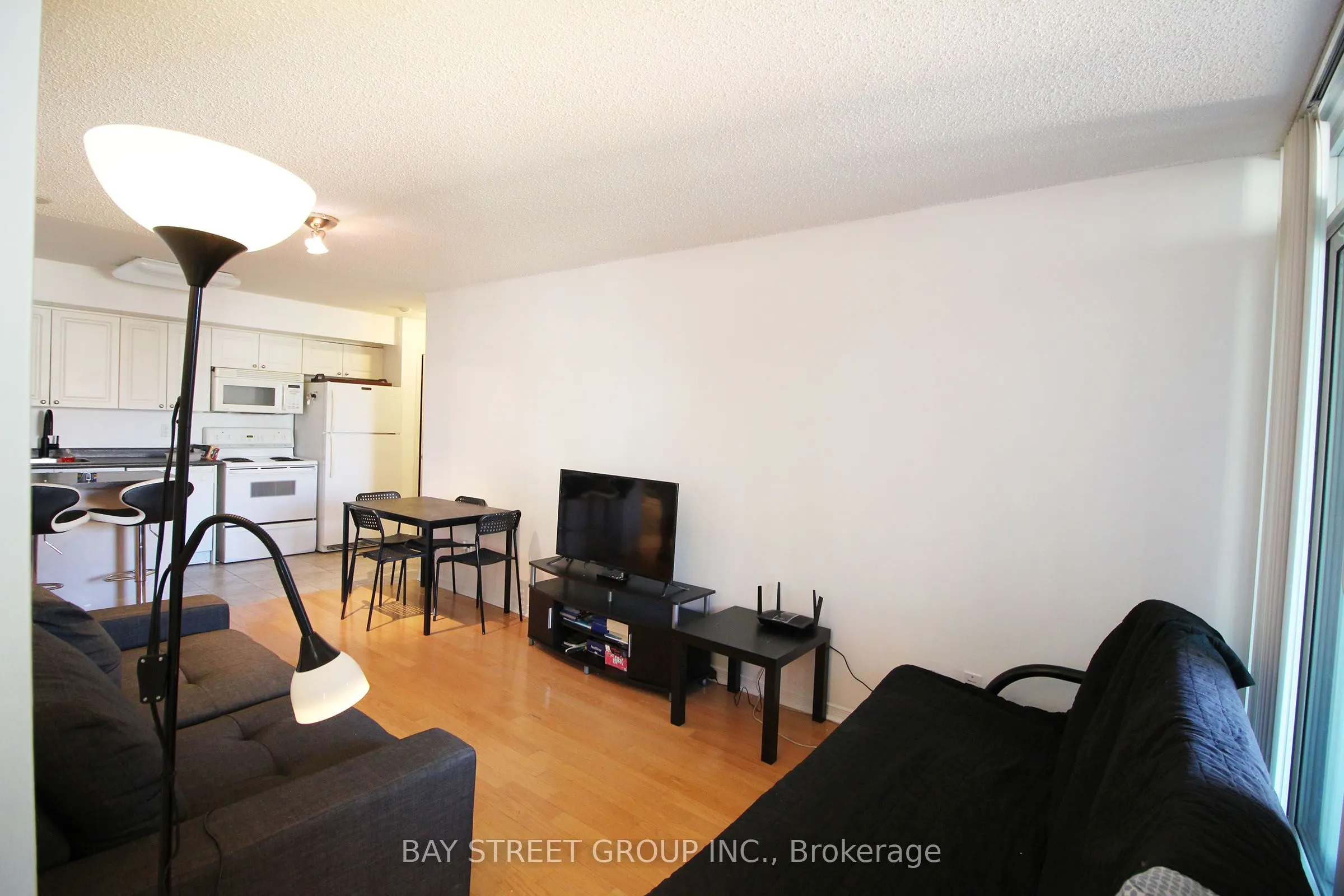 30 Harrison Garden Boulevard, #1512