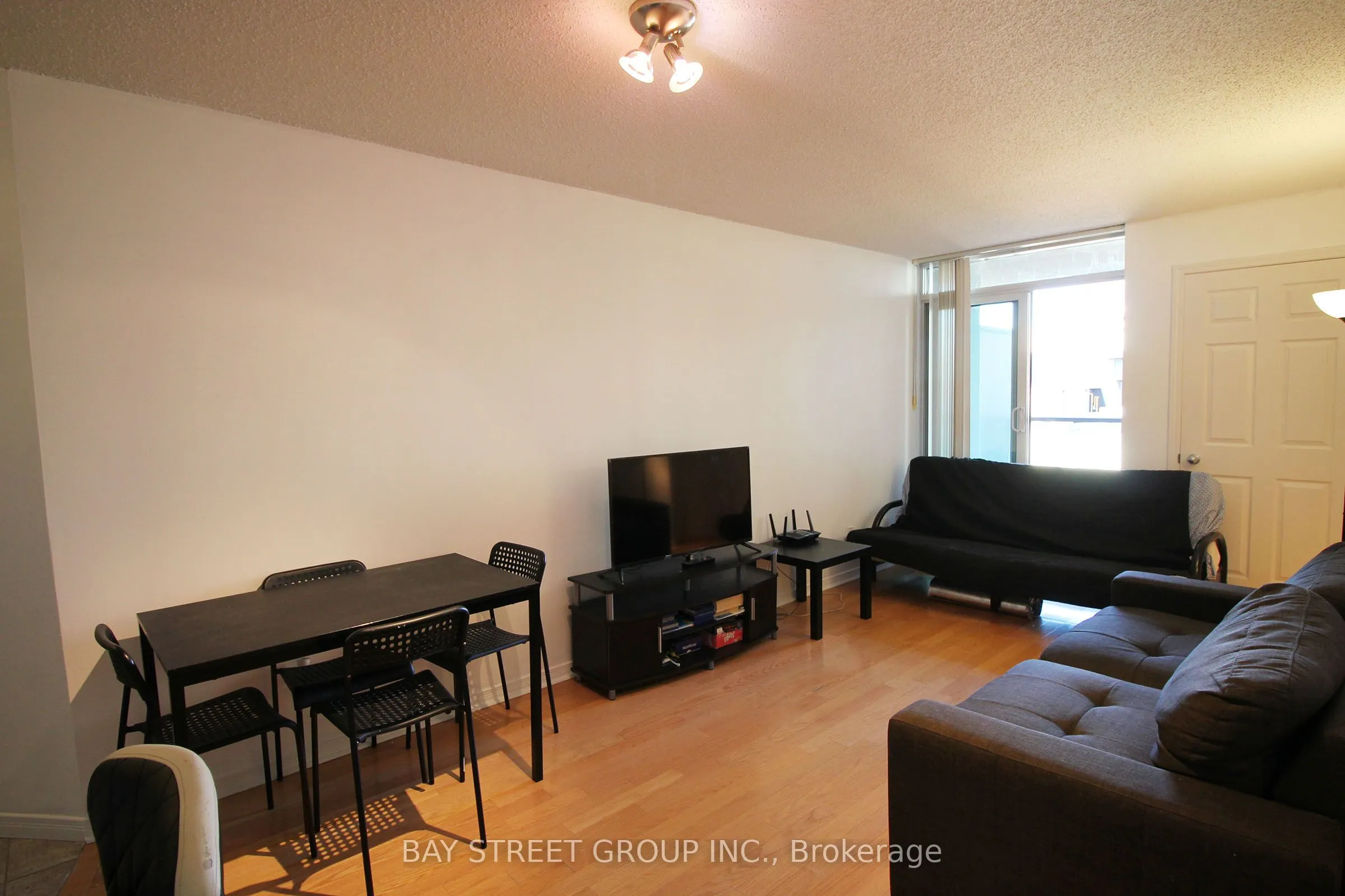 30 Harrison Garden Boulevard, #1512