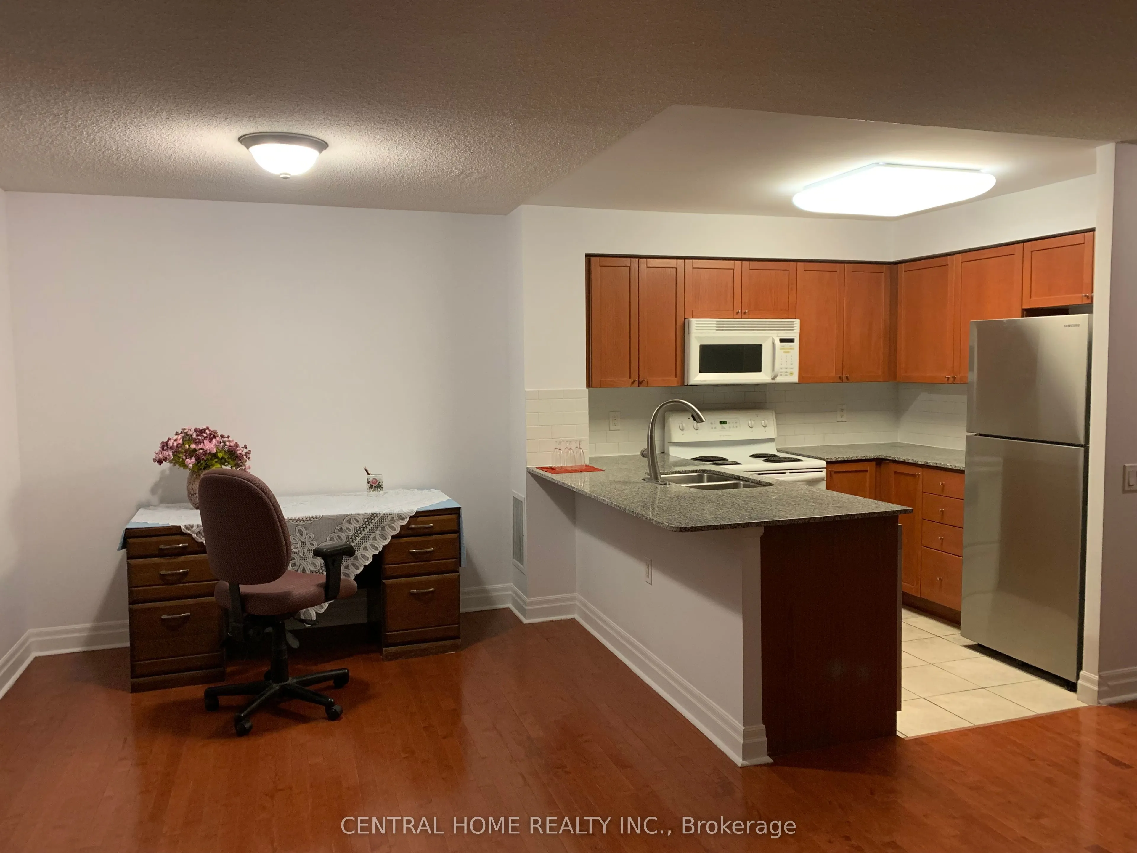 21 Hillcrest Avenue, #2203