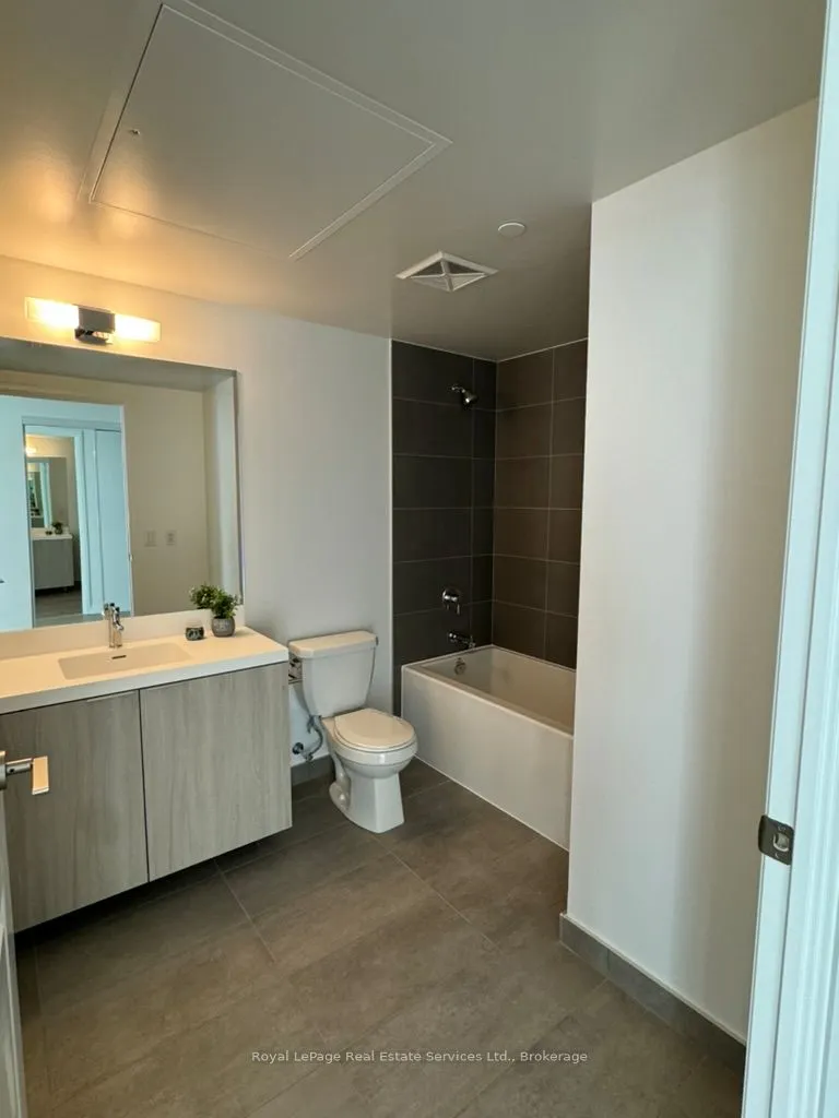 28 Widmer Street, #2725
