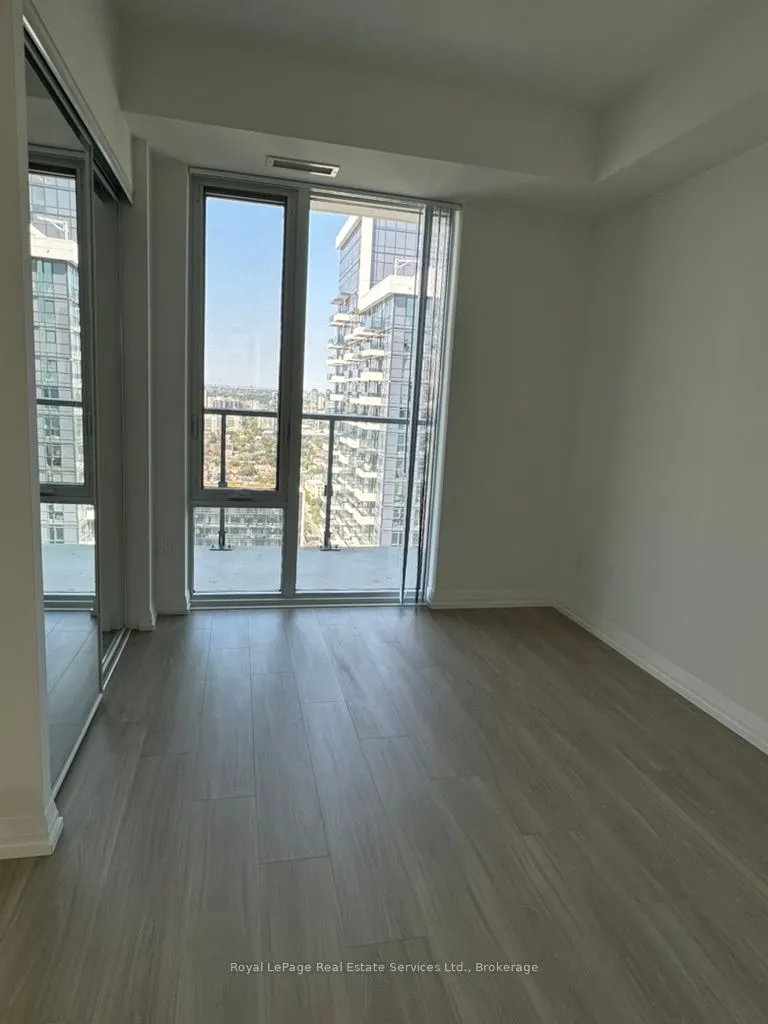 28 Widmer Street, #2725