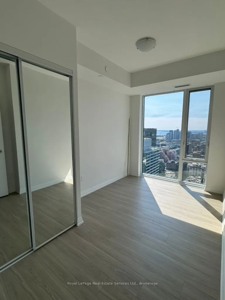 28 Widmer Street, #2725