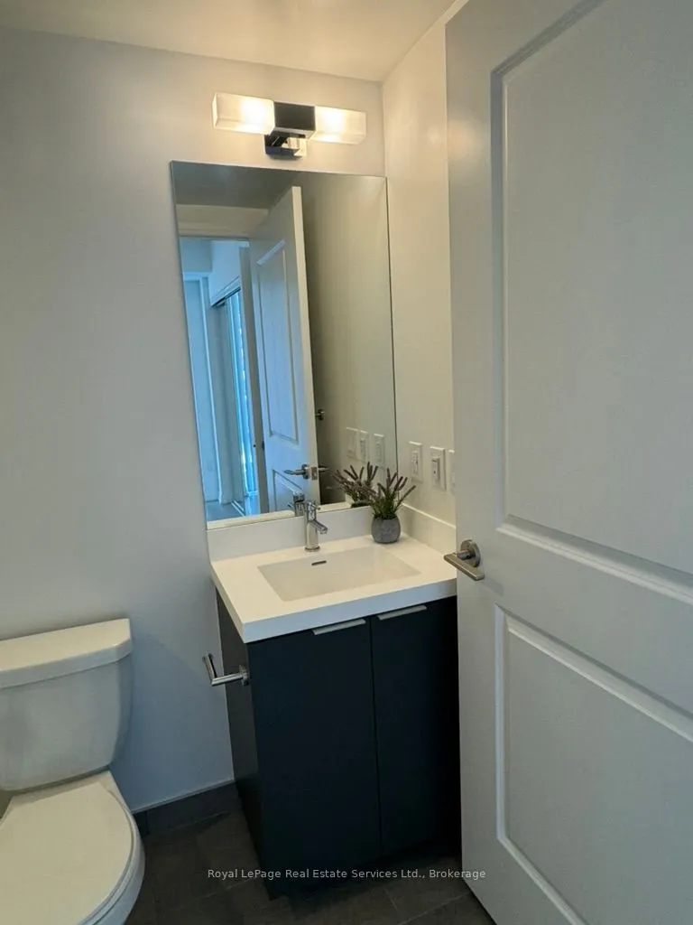 28 Widmer Street, #2725