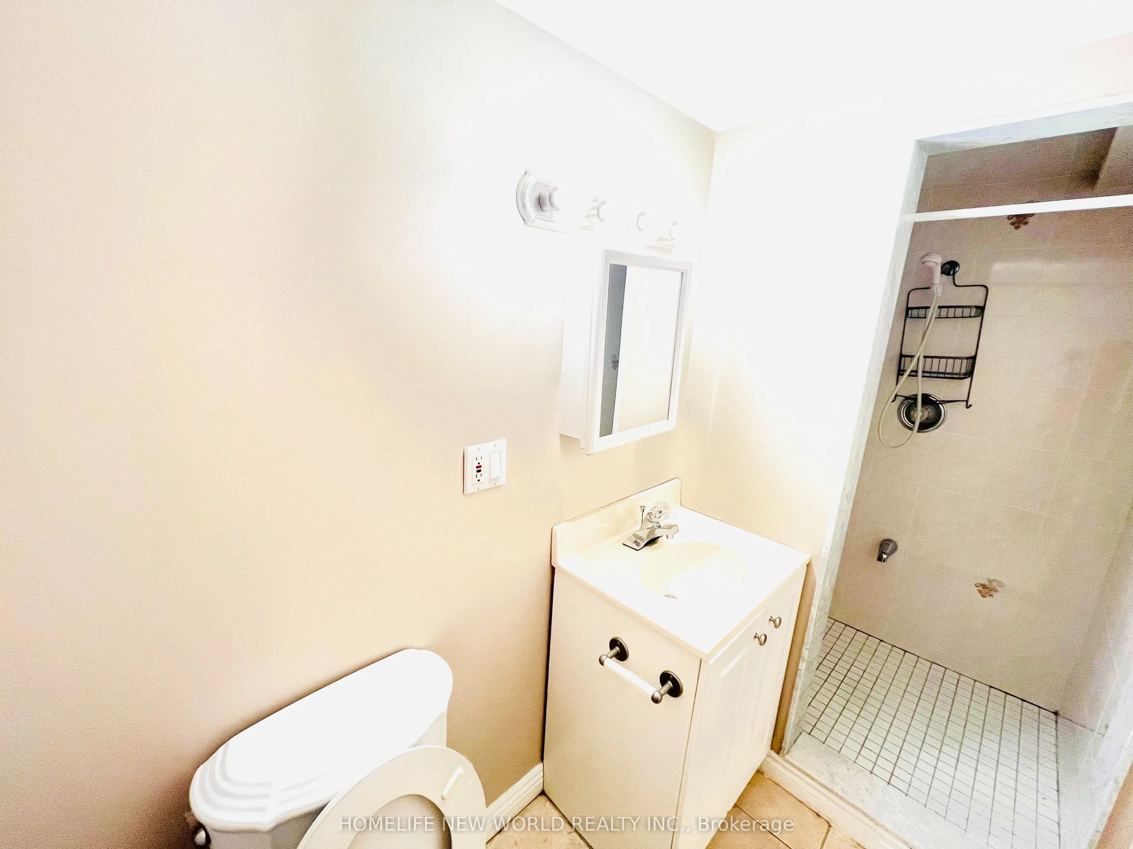 219 Dunview Avenue, #Bsmnt