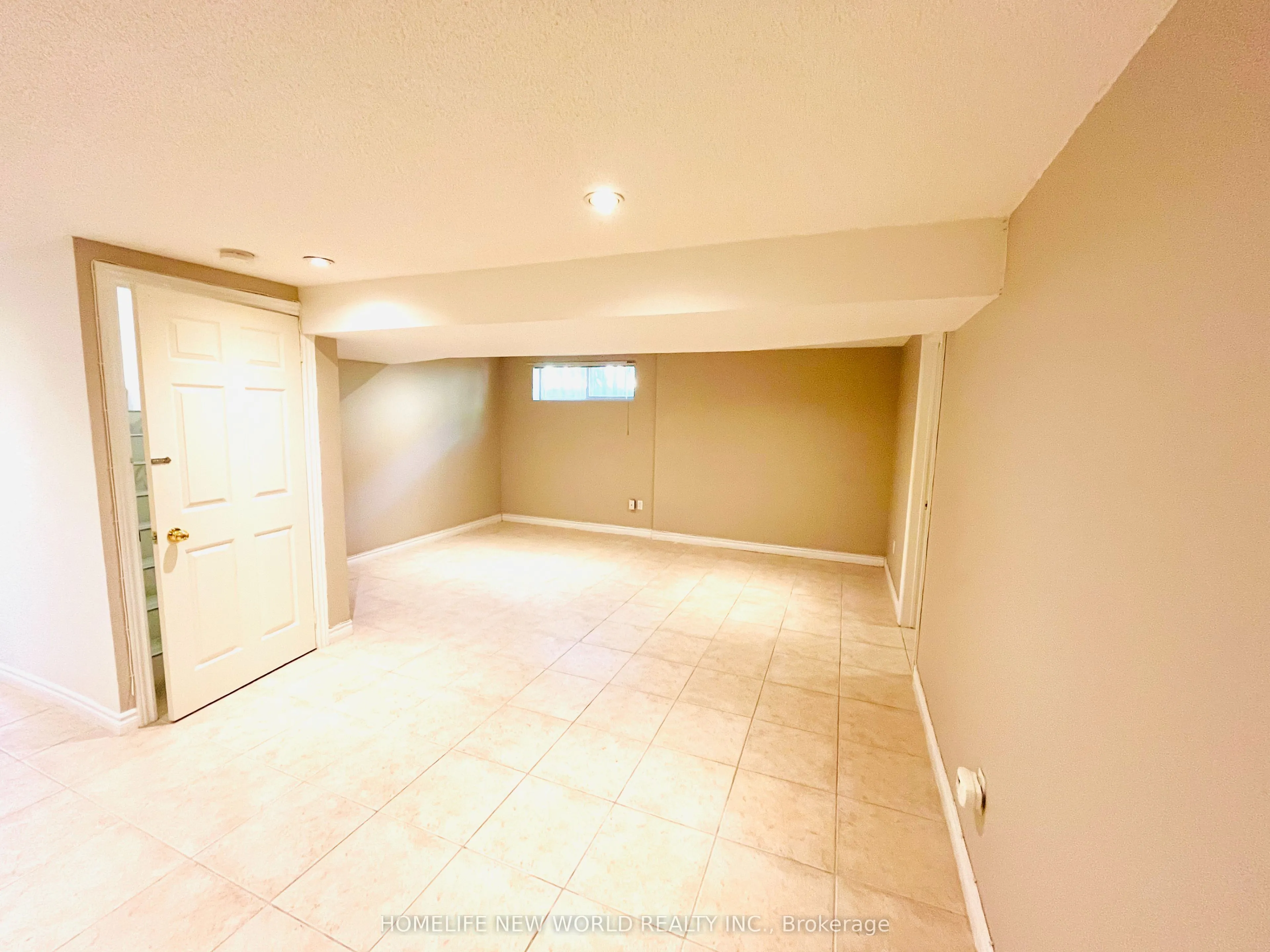 219 Dunview Avenue, #Bsmnt