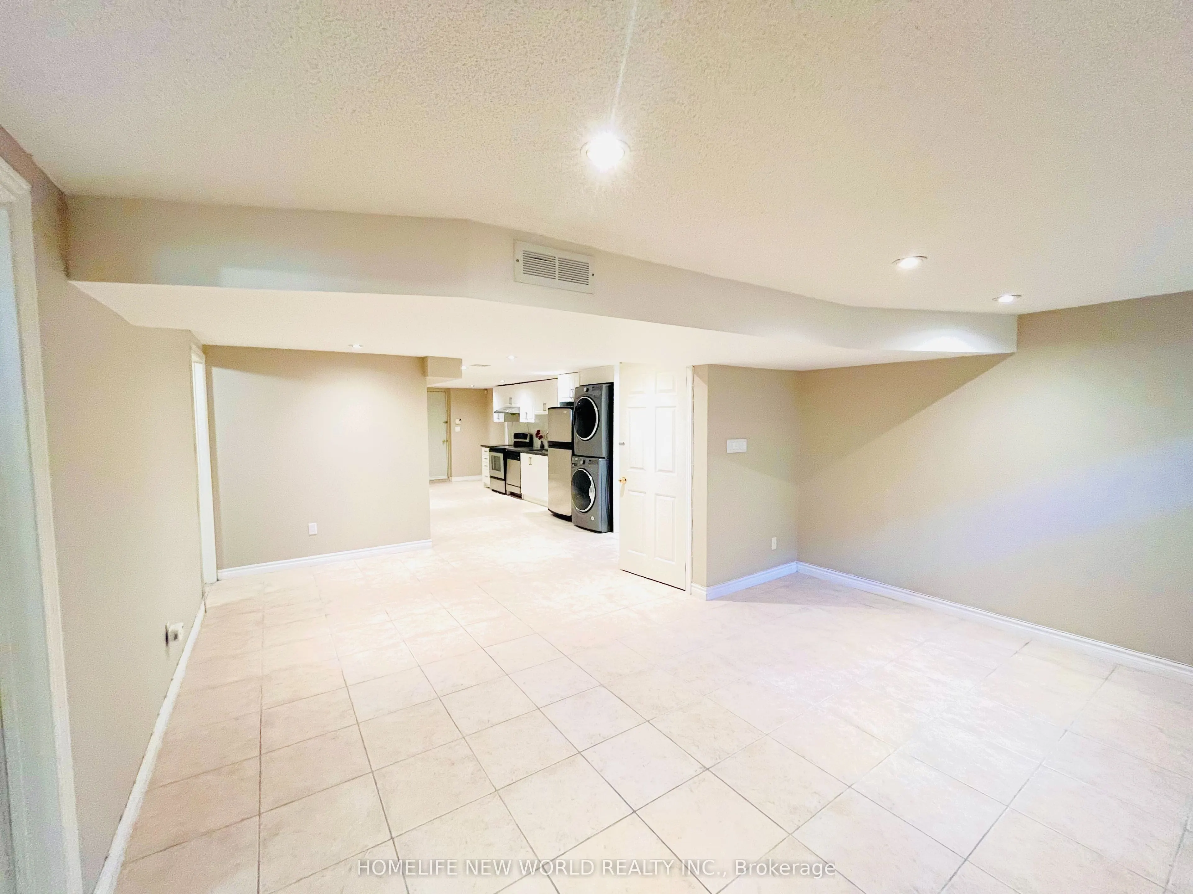 219 Dunview Avenue, #Bsmnt