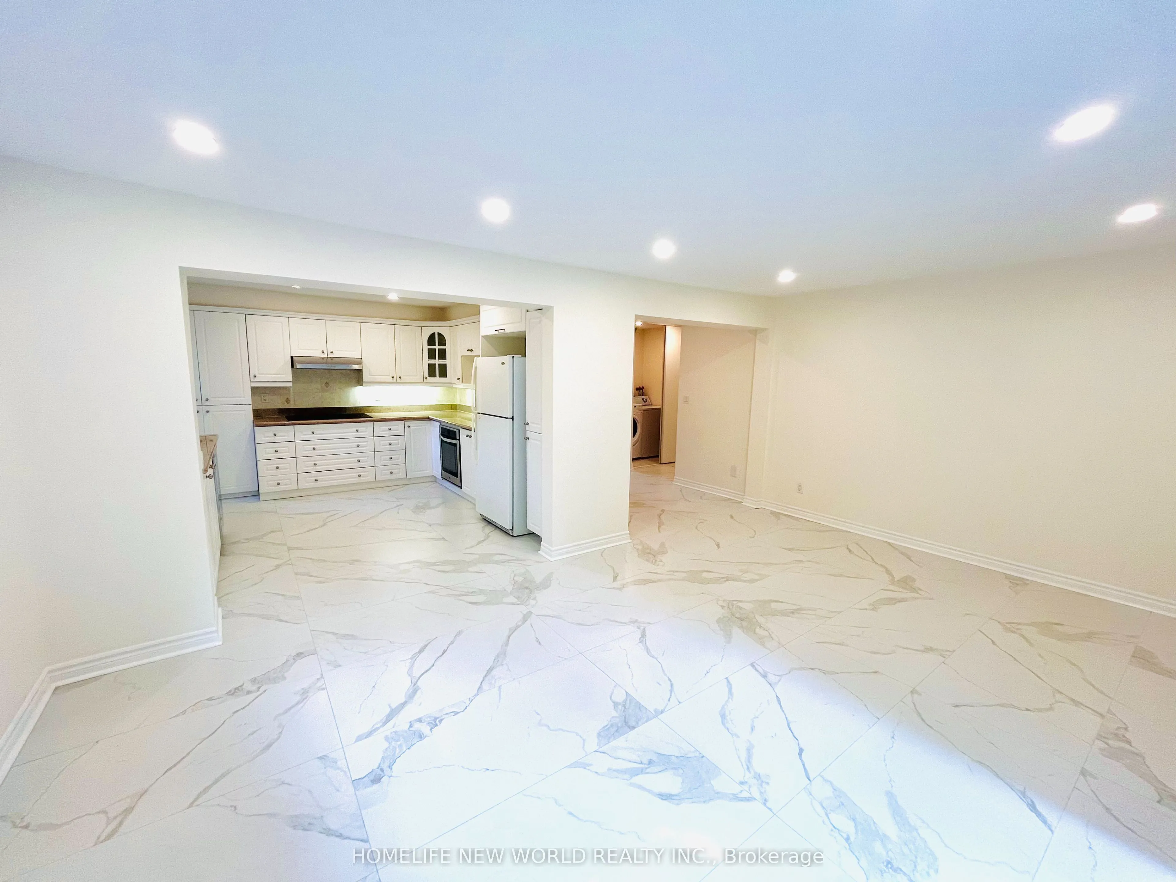 219 Dunview Avenue, #GROUND
