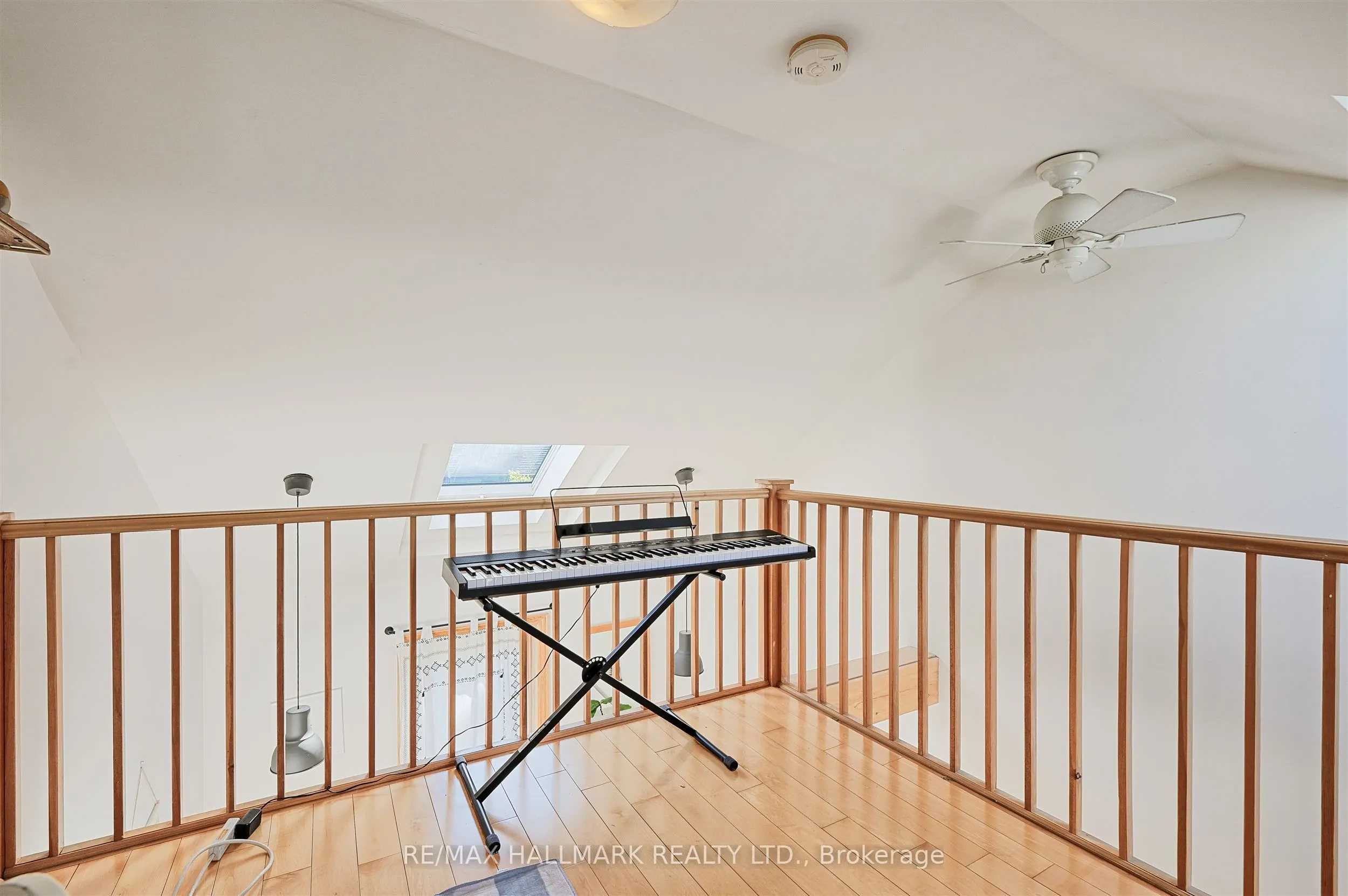 88 1/2 Massey Street