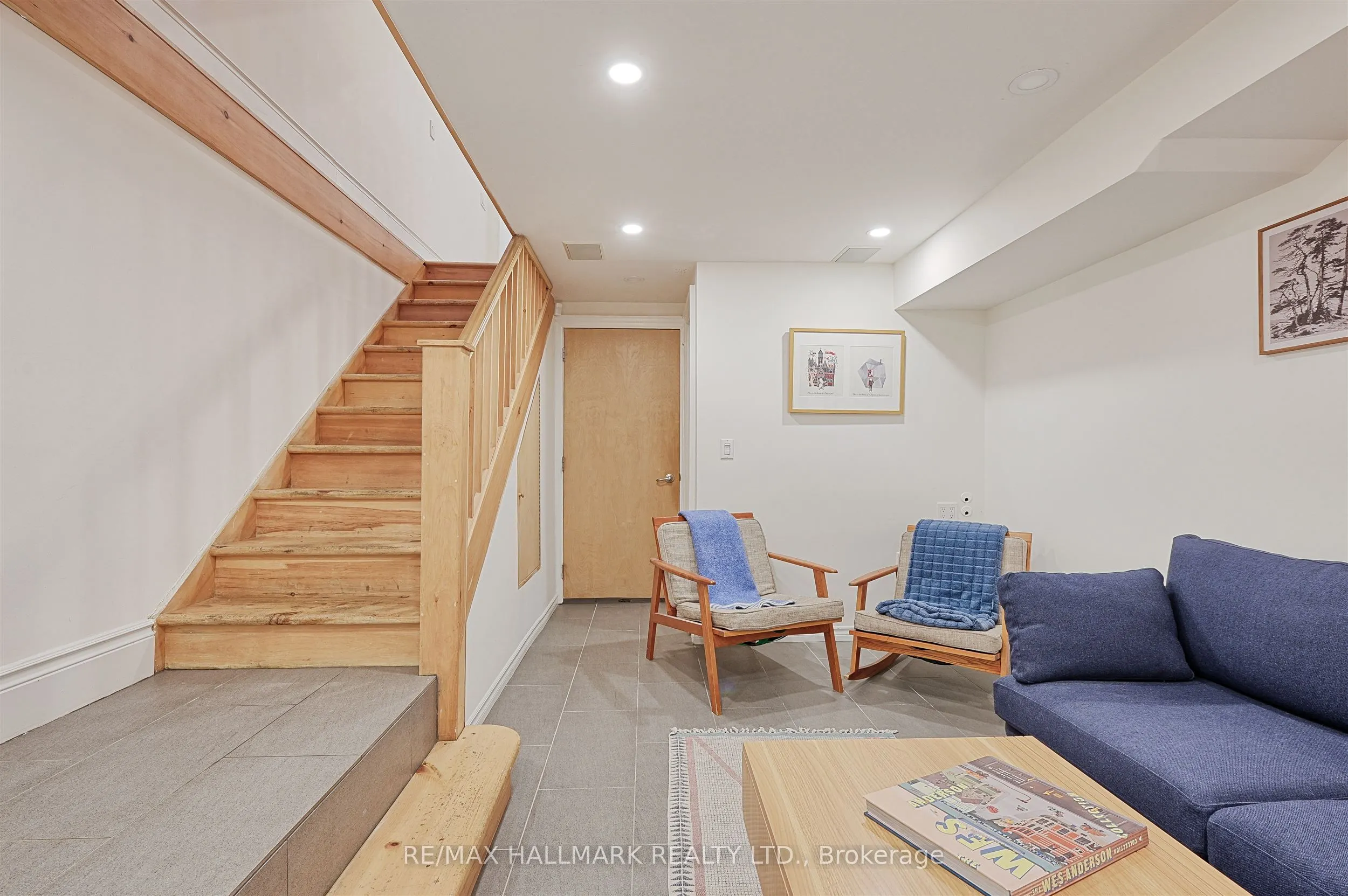 88 1/2 Massey Street