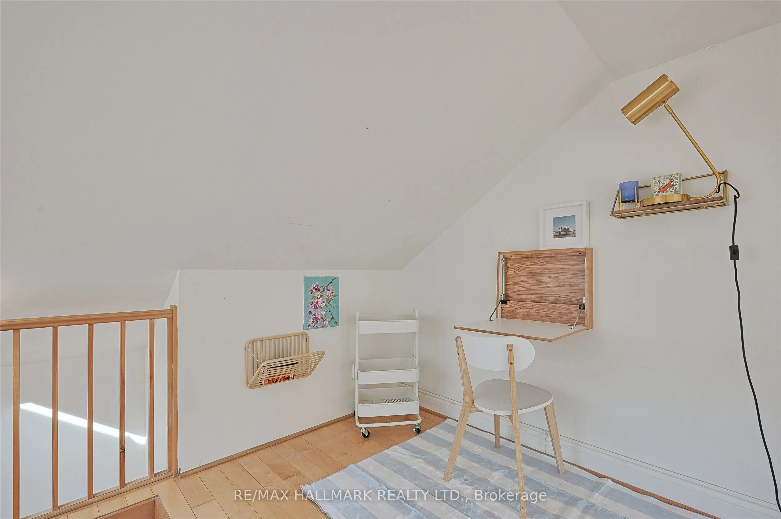 88 1/2 Massey Street