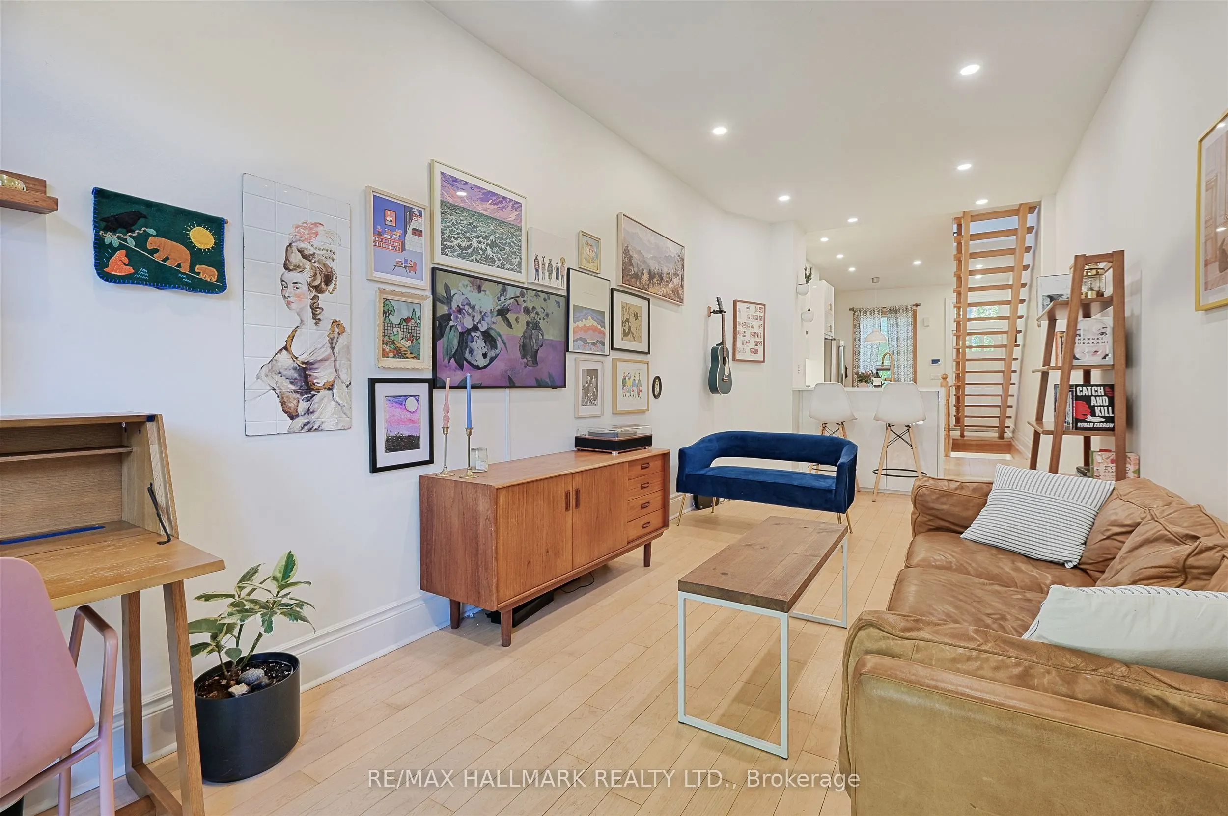 88 1/2 Massey Street