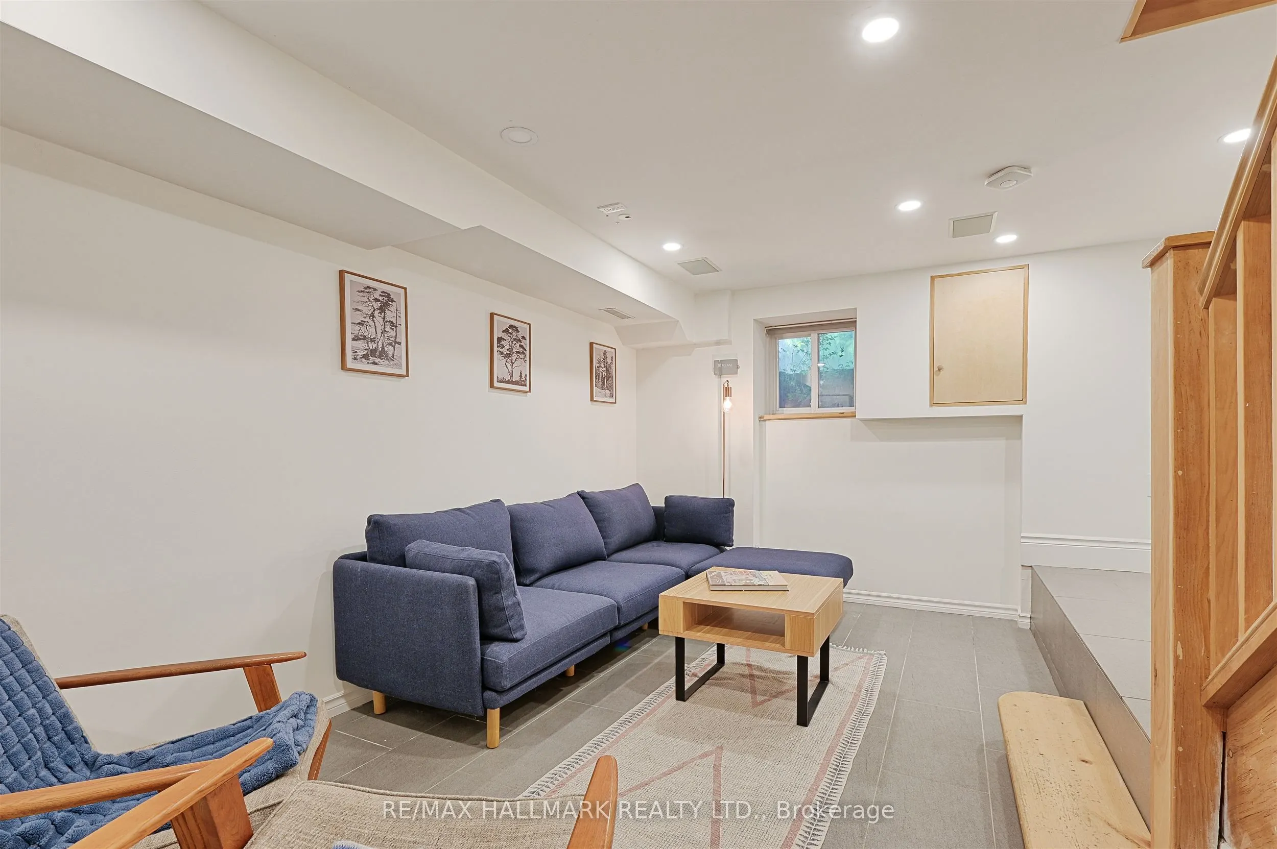 88 1/2 Massey Street