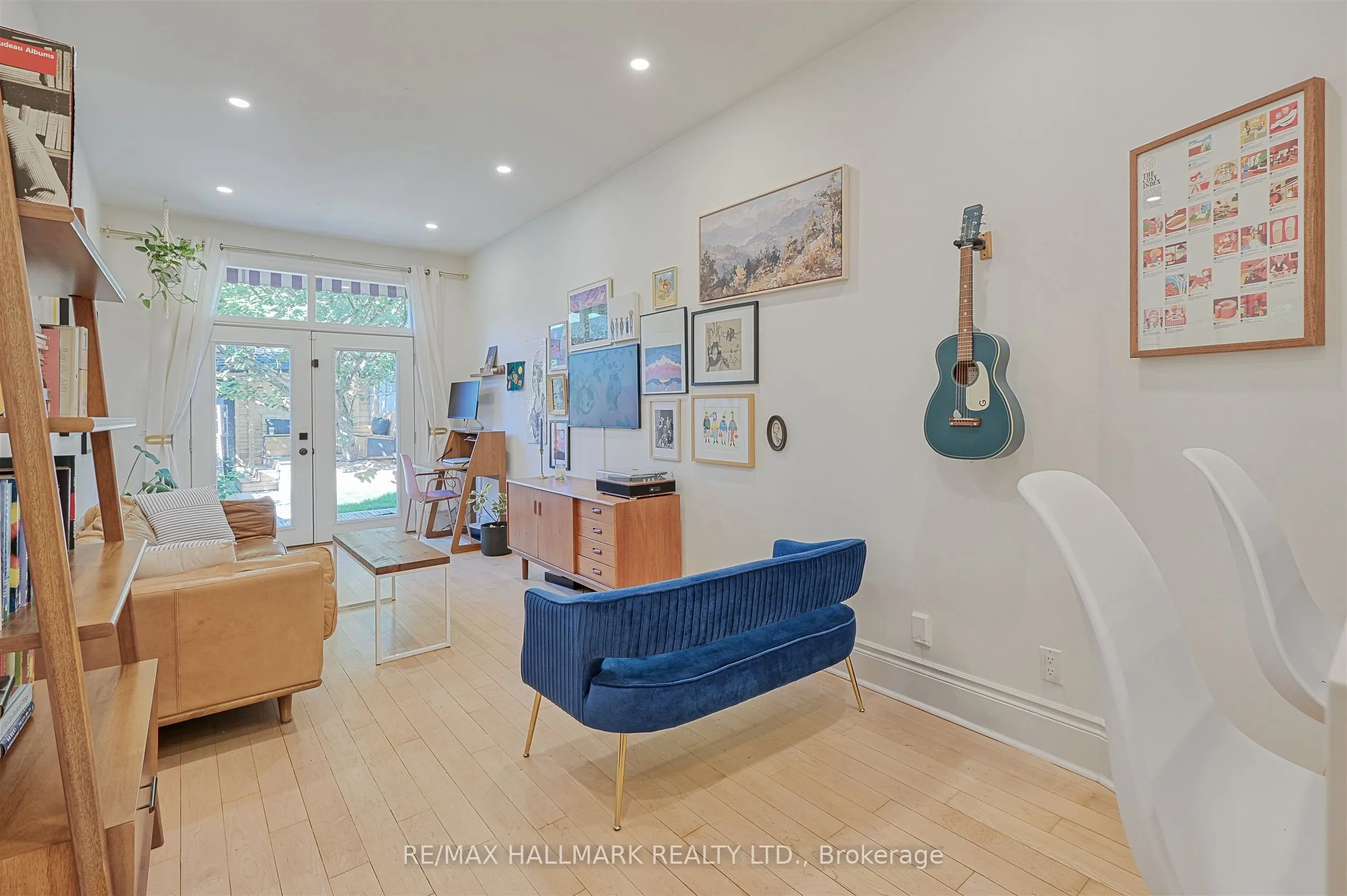 88 1/2 Massey Street