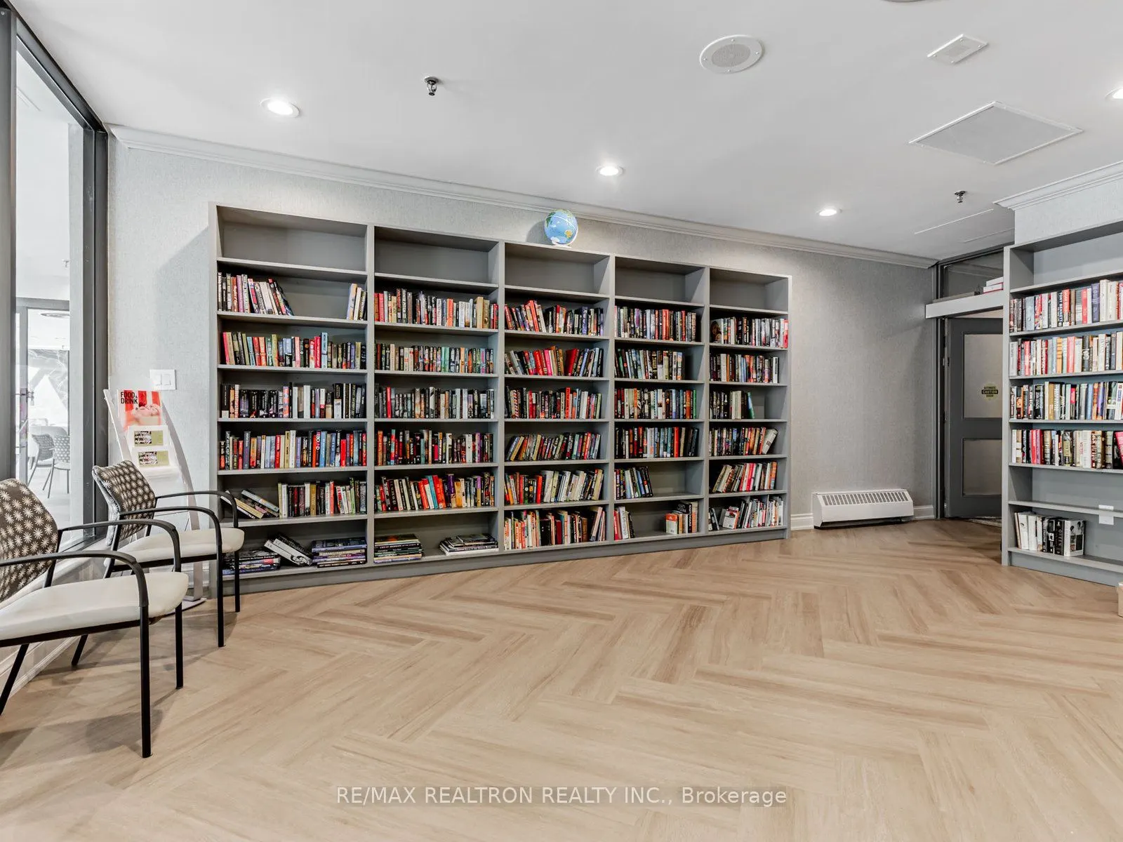 5444 Yonge Street, #703