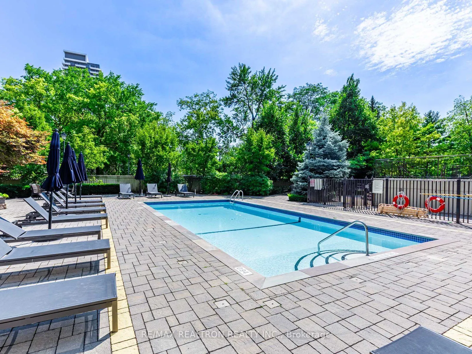 5444 Yonge Street, #703