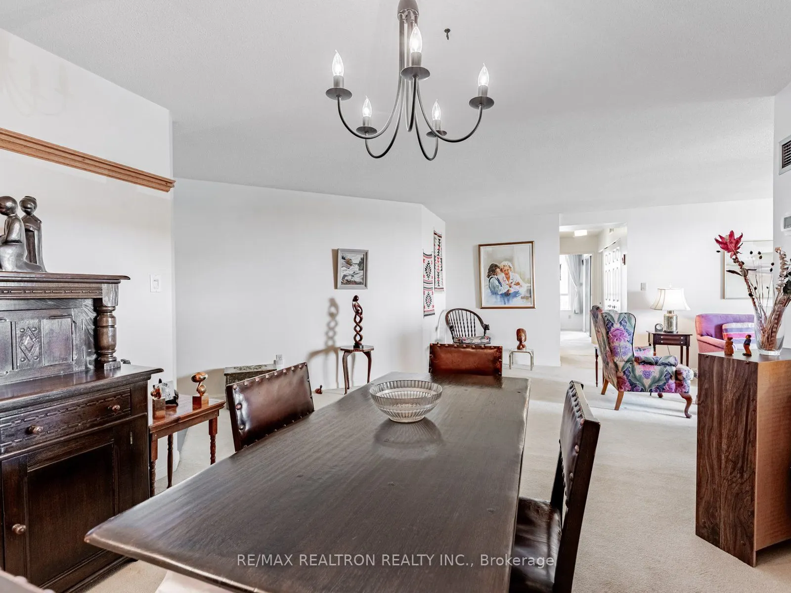 5444 Yonge Street, #703