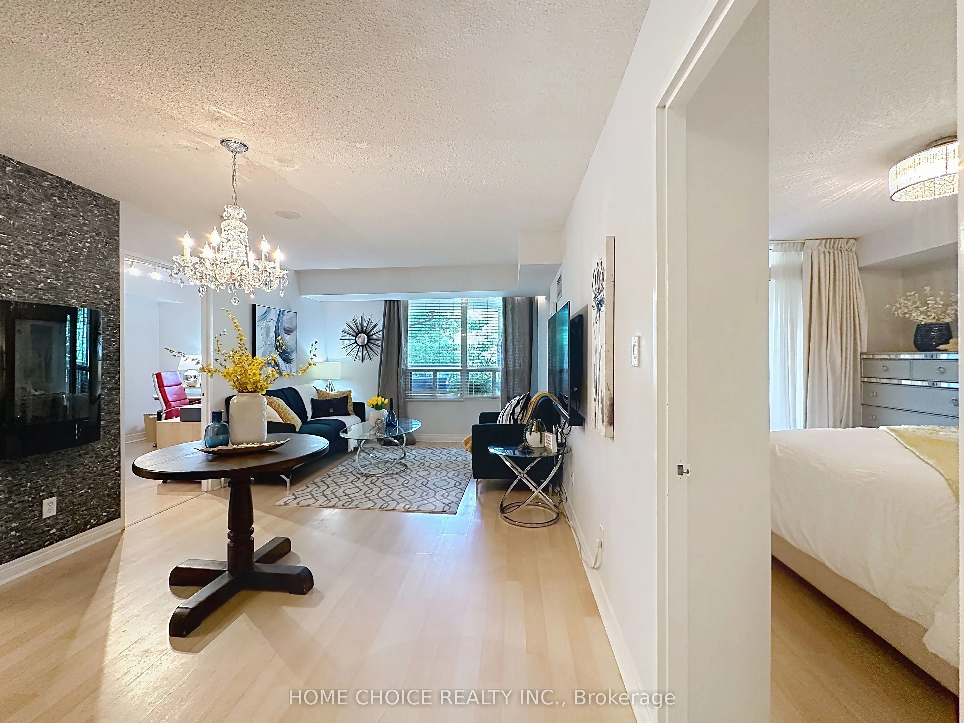 28 Empress Avenue, #215