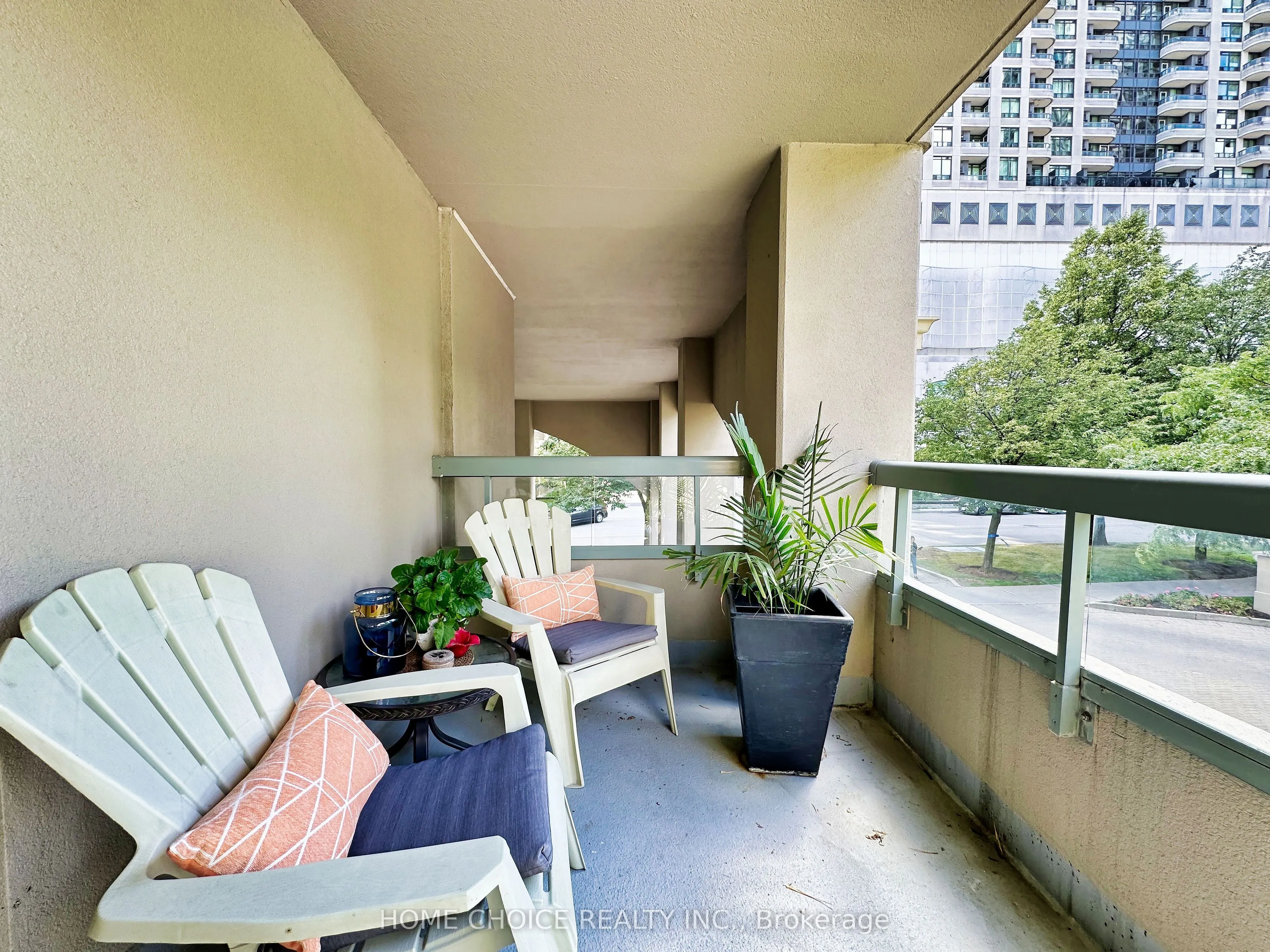 28 Empress Avenue, #215
