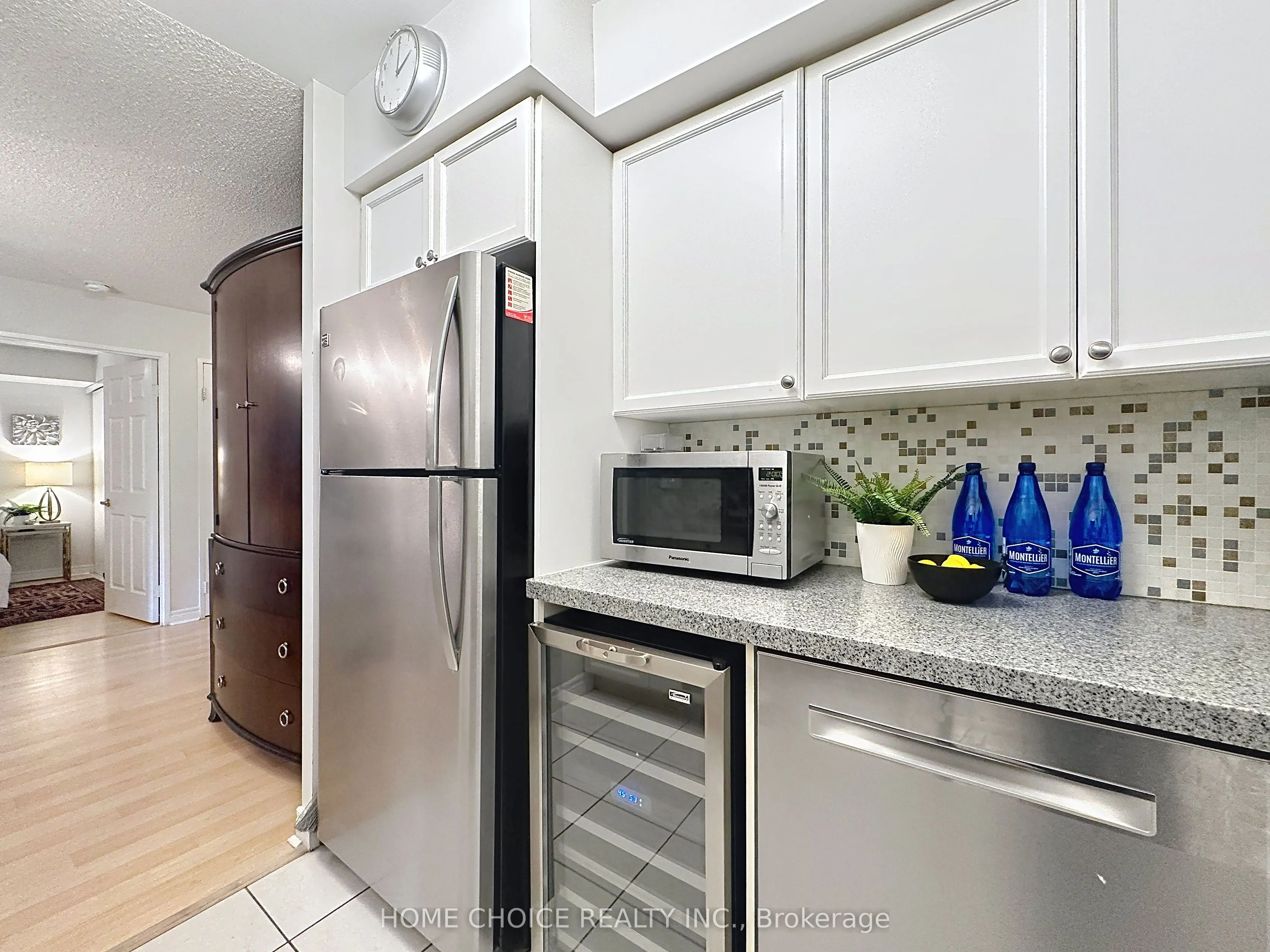 28 Empress Avenue, #215