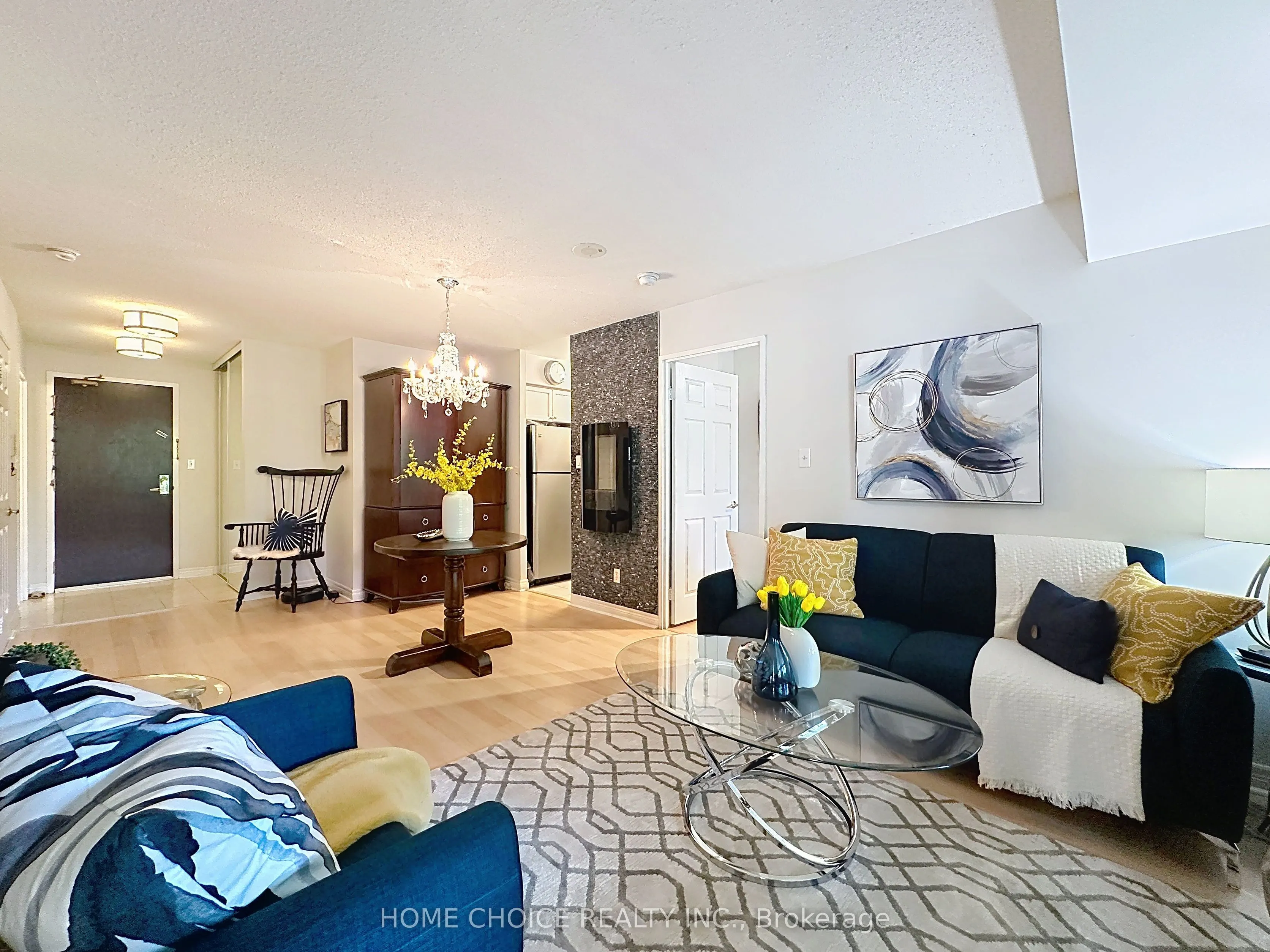 28 Empress Avenue, #215