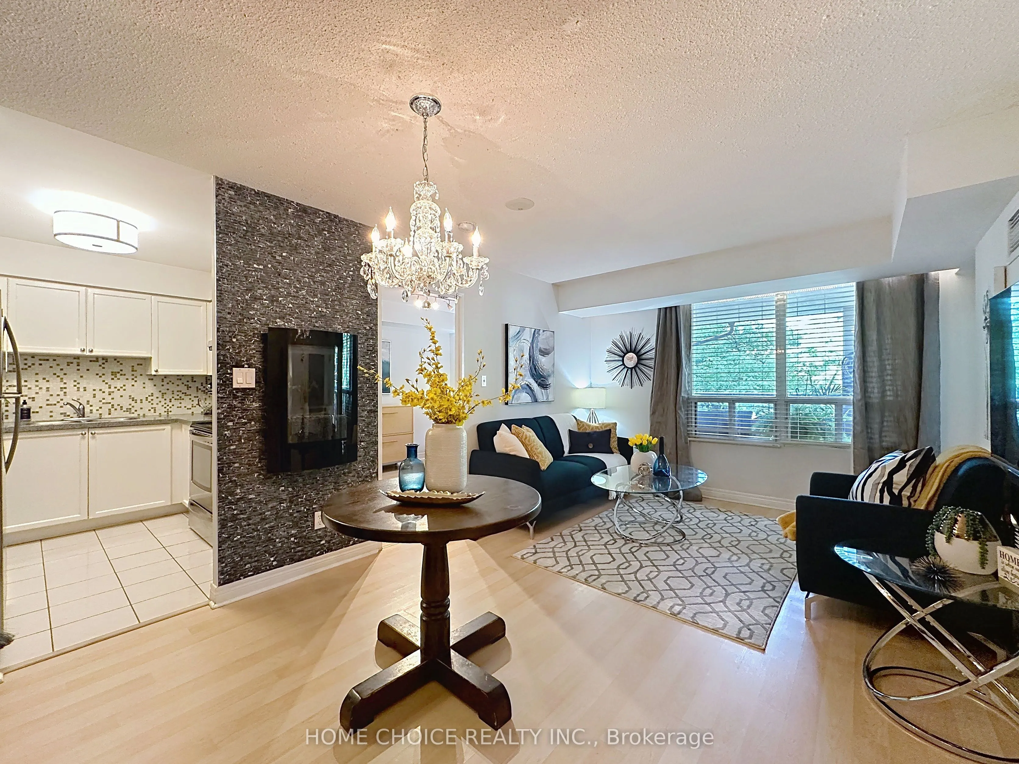28 Empress Avenue, #215