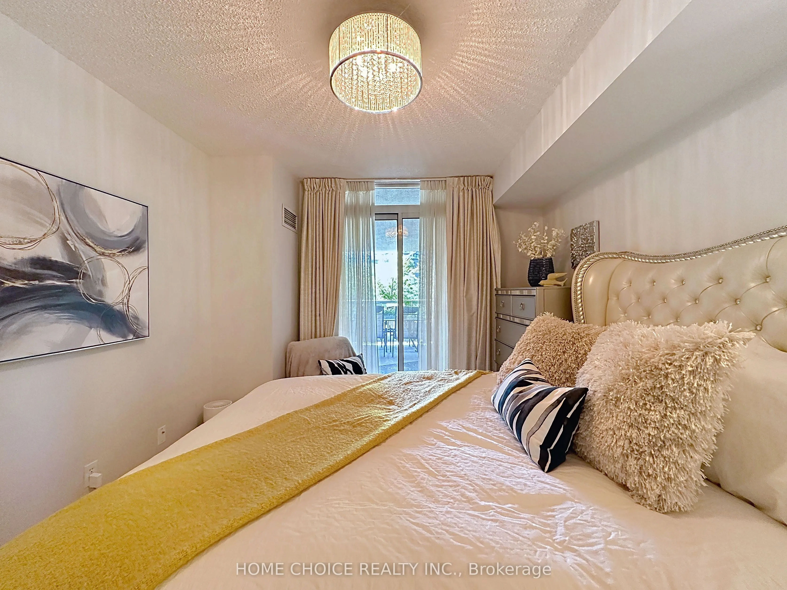 28 Empress Avenue, #215