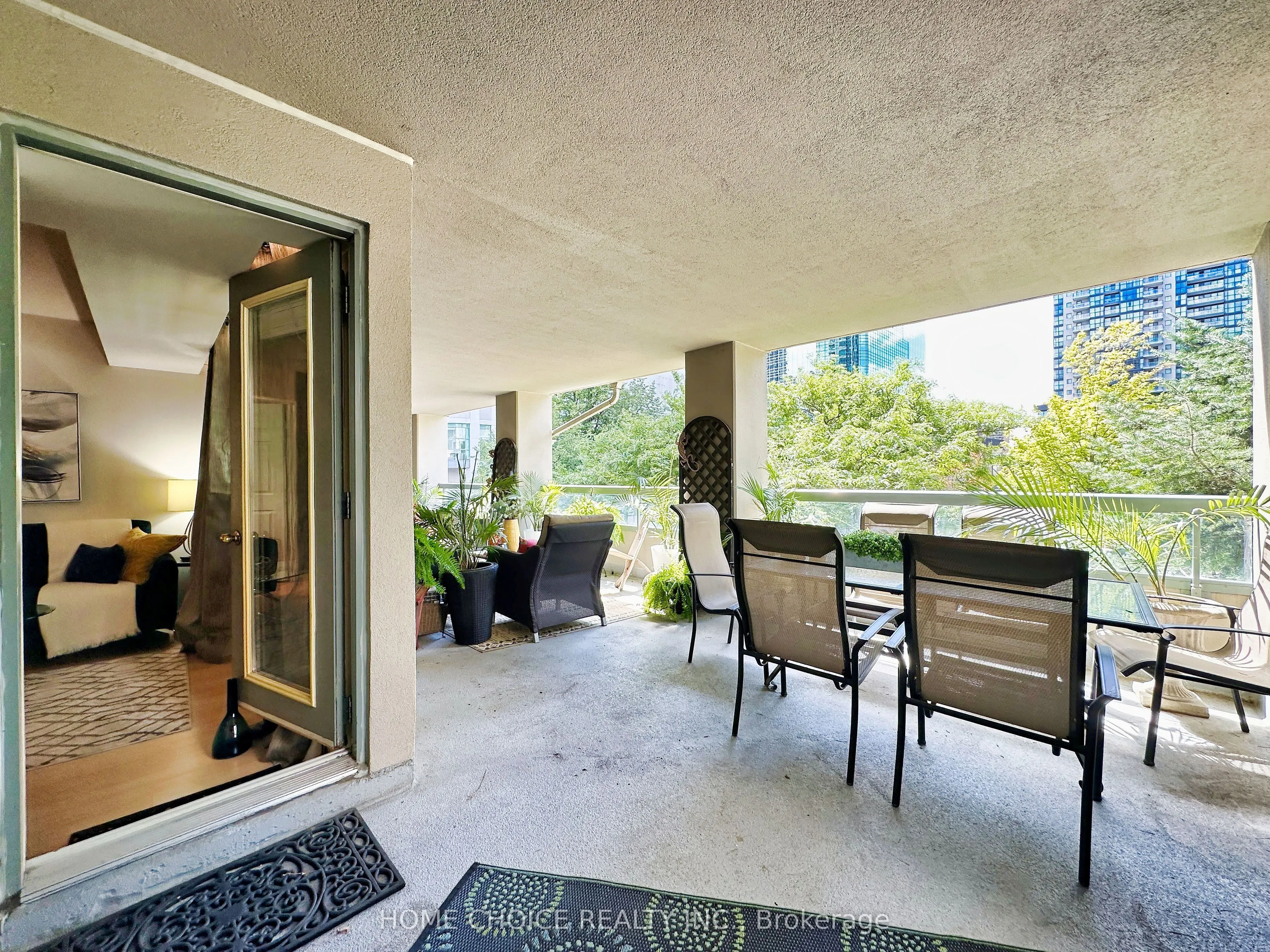 28 Empress Avenue, #215