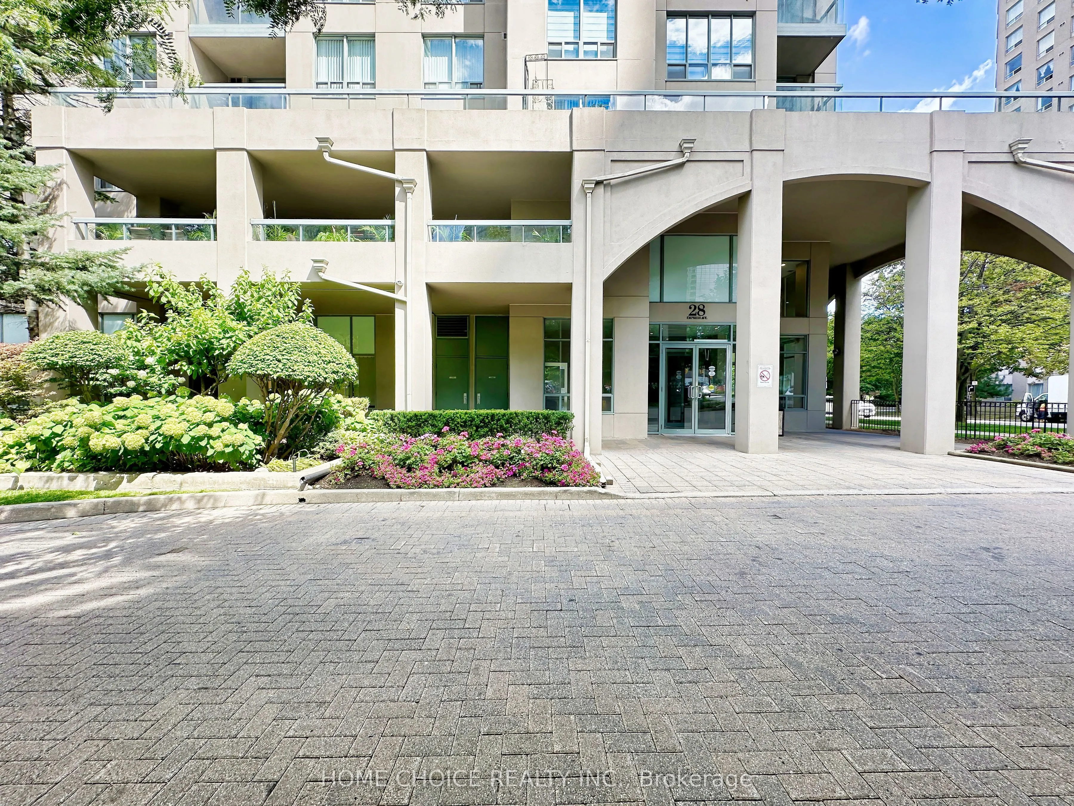 28 Empress Avenue, #215