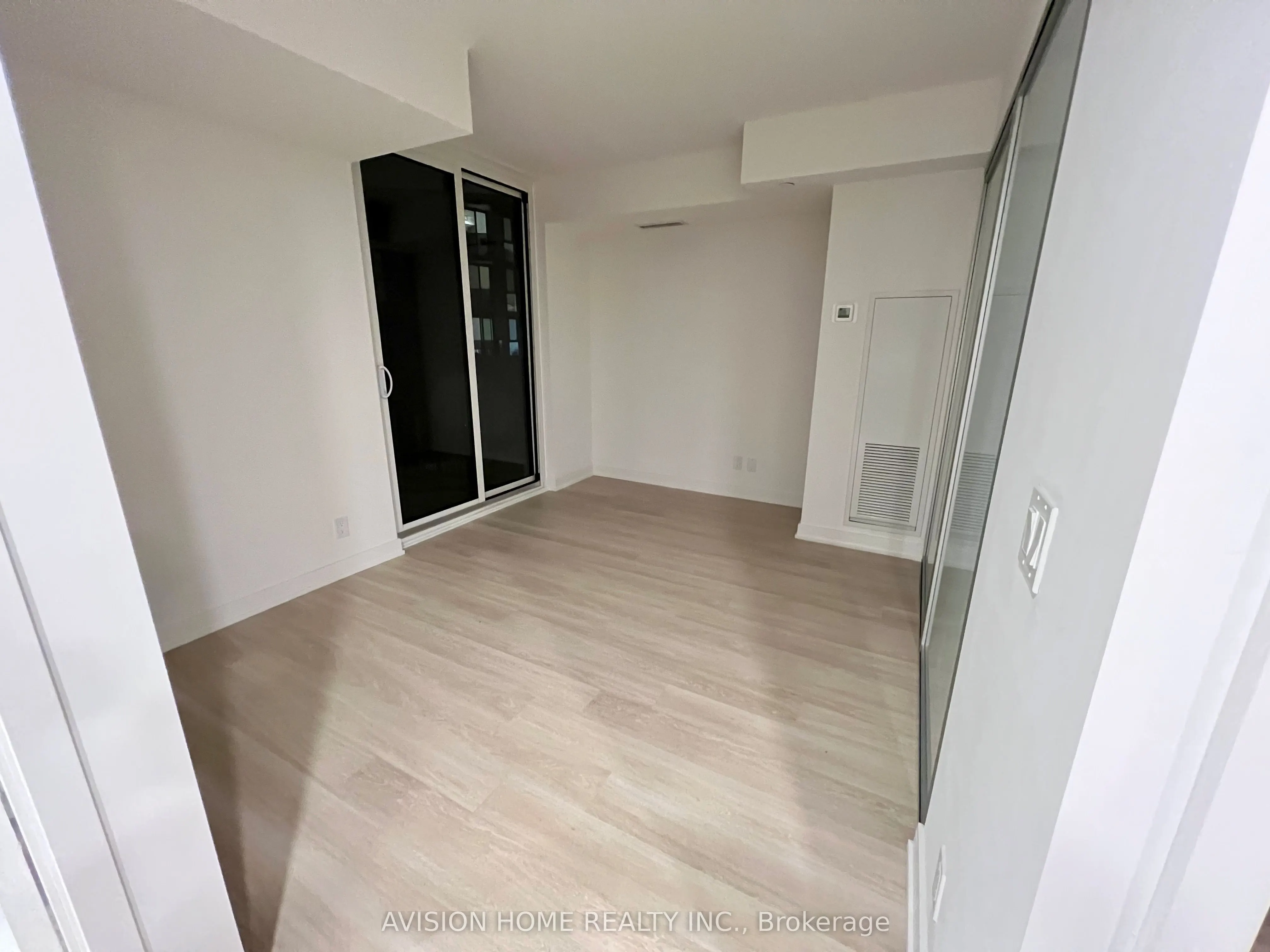 30 Tretti Way, #201