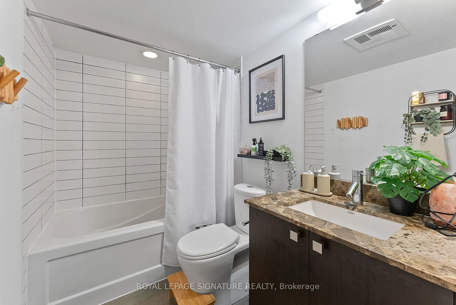 78 Tecumseth Street, #224