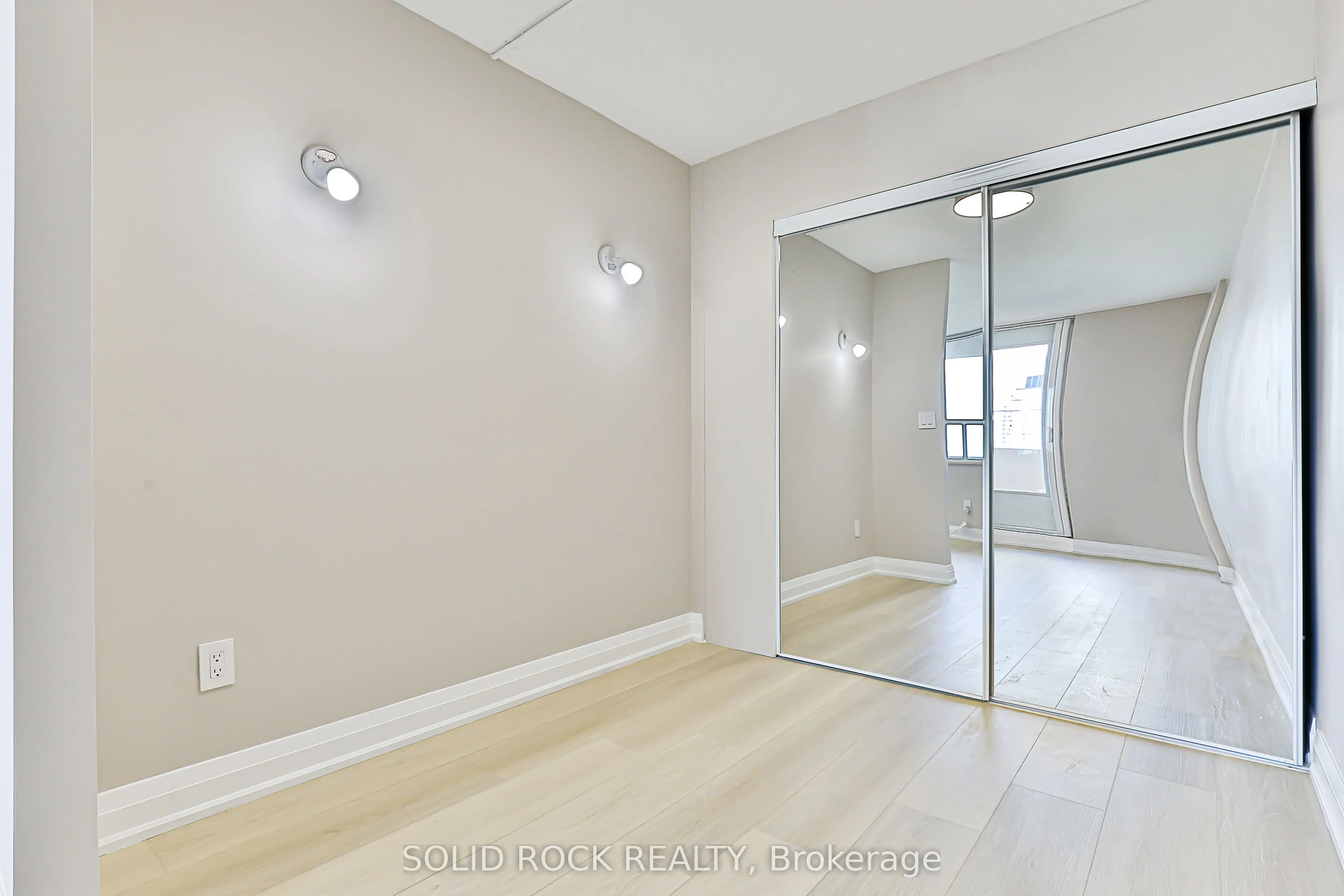 40 Homewood Avenue, #3111