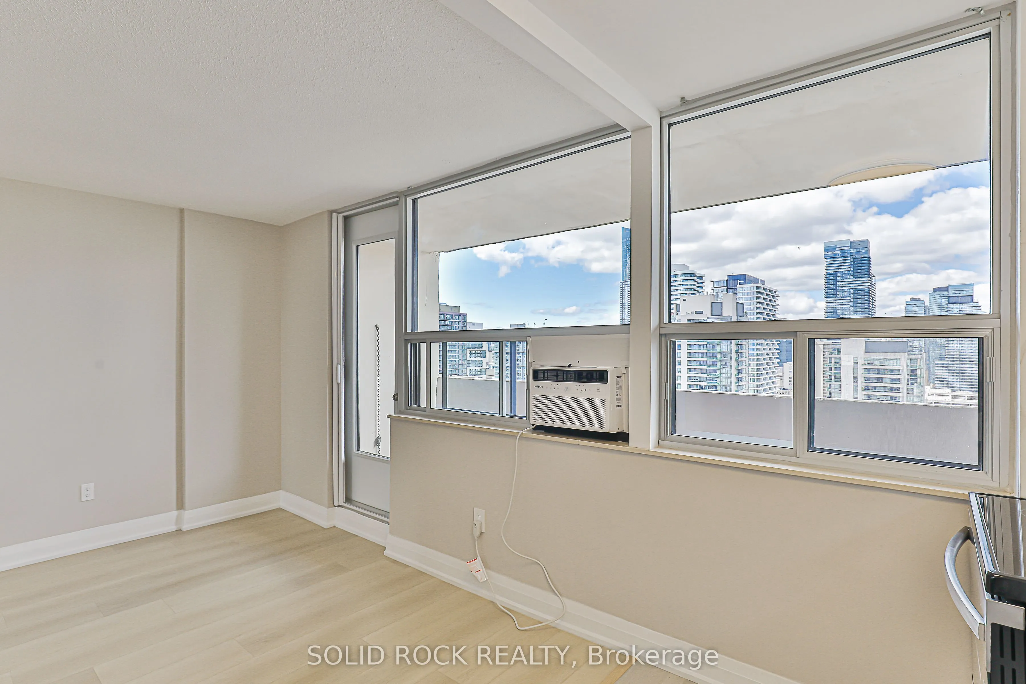 40 Homewood Avenue, #3111