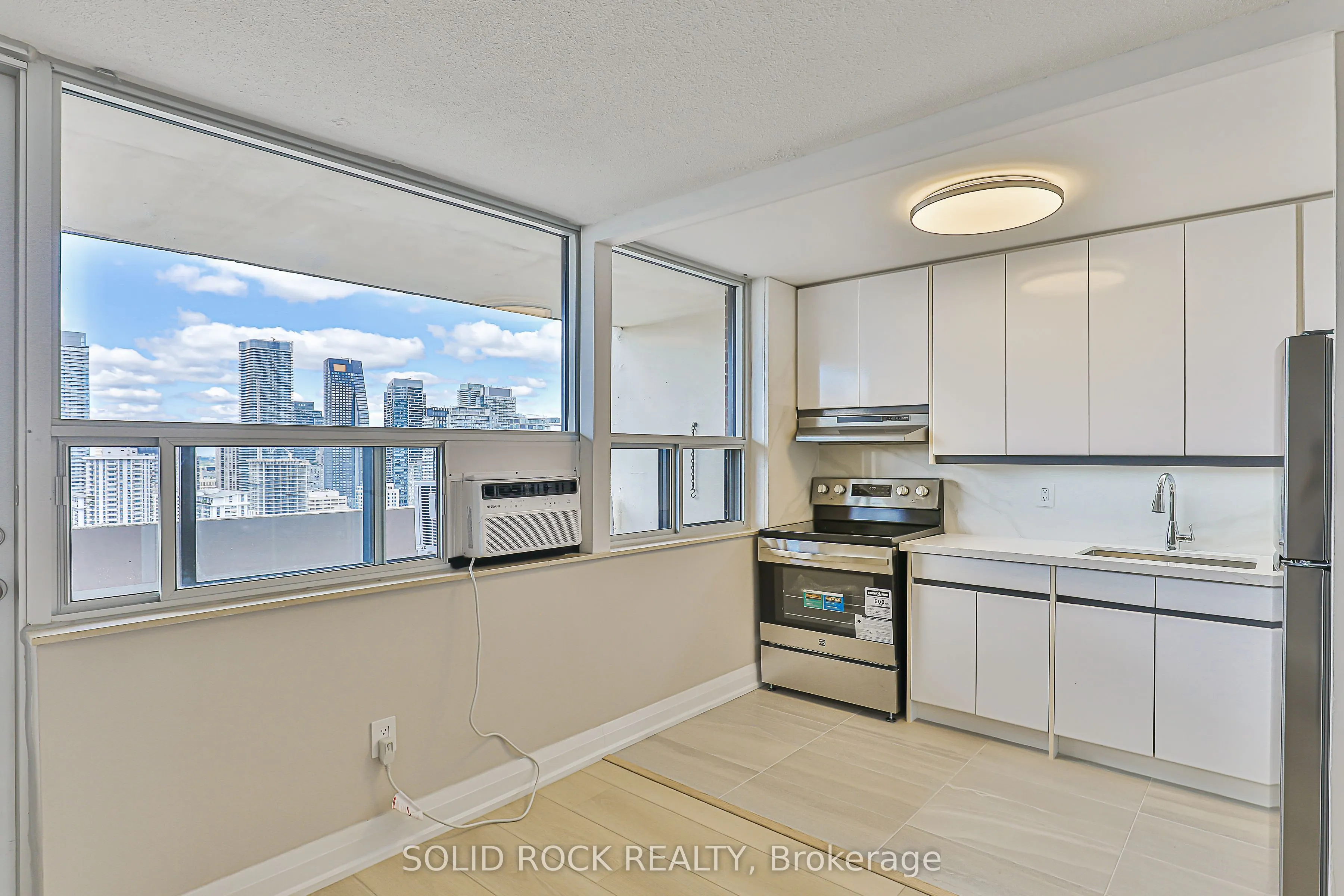 40 Homewood Avenue, #3111