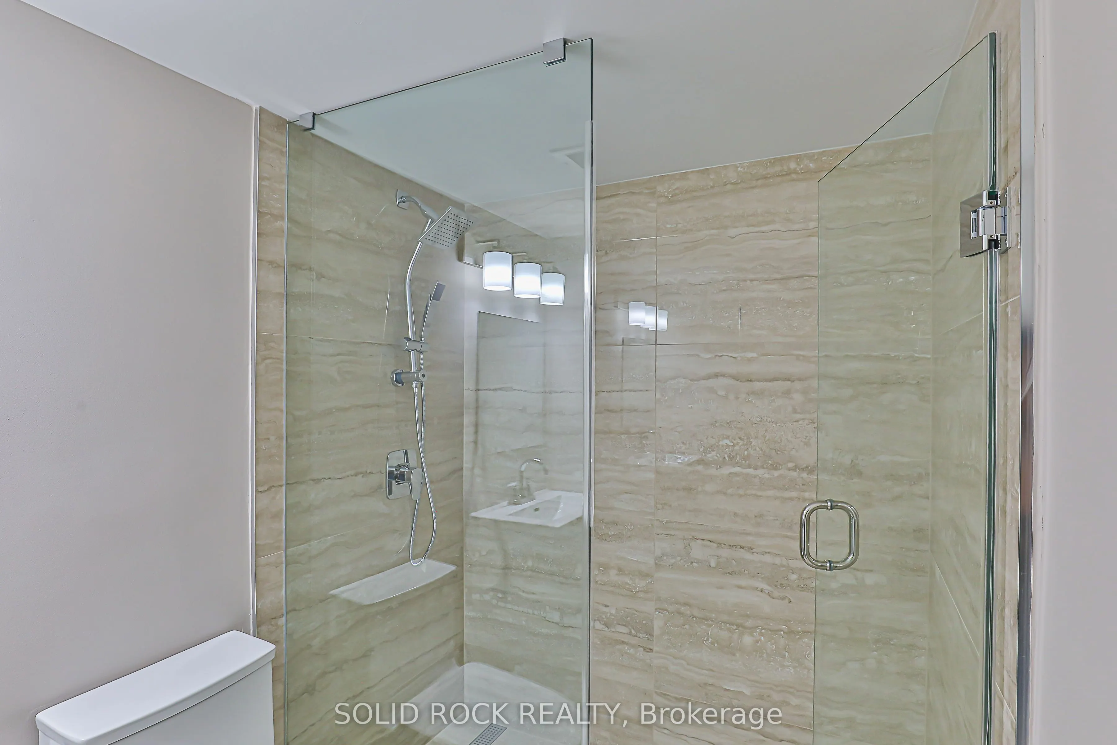 40 Homewood Avenue, #3111