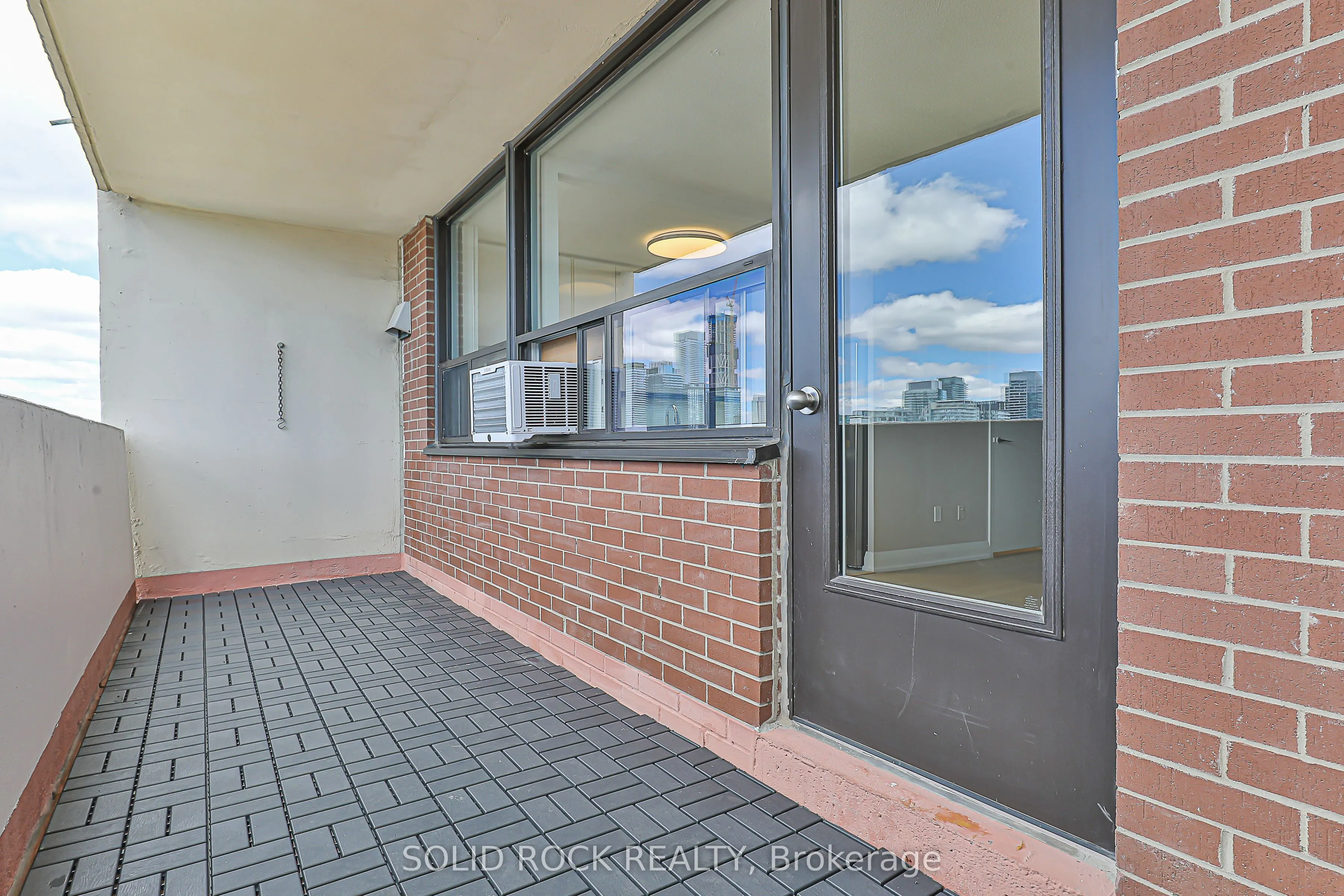40 Homewood Avenue, #3111