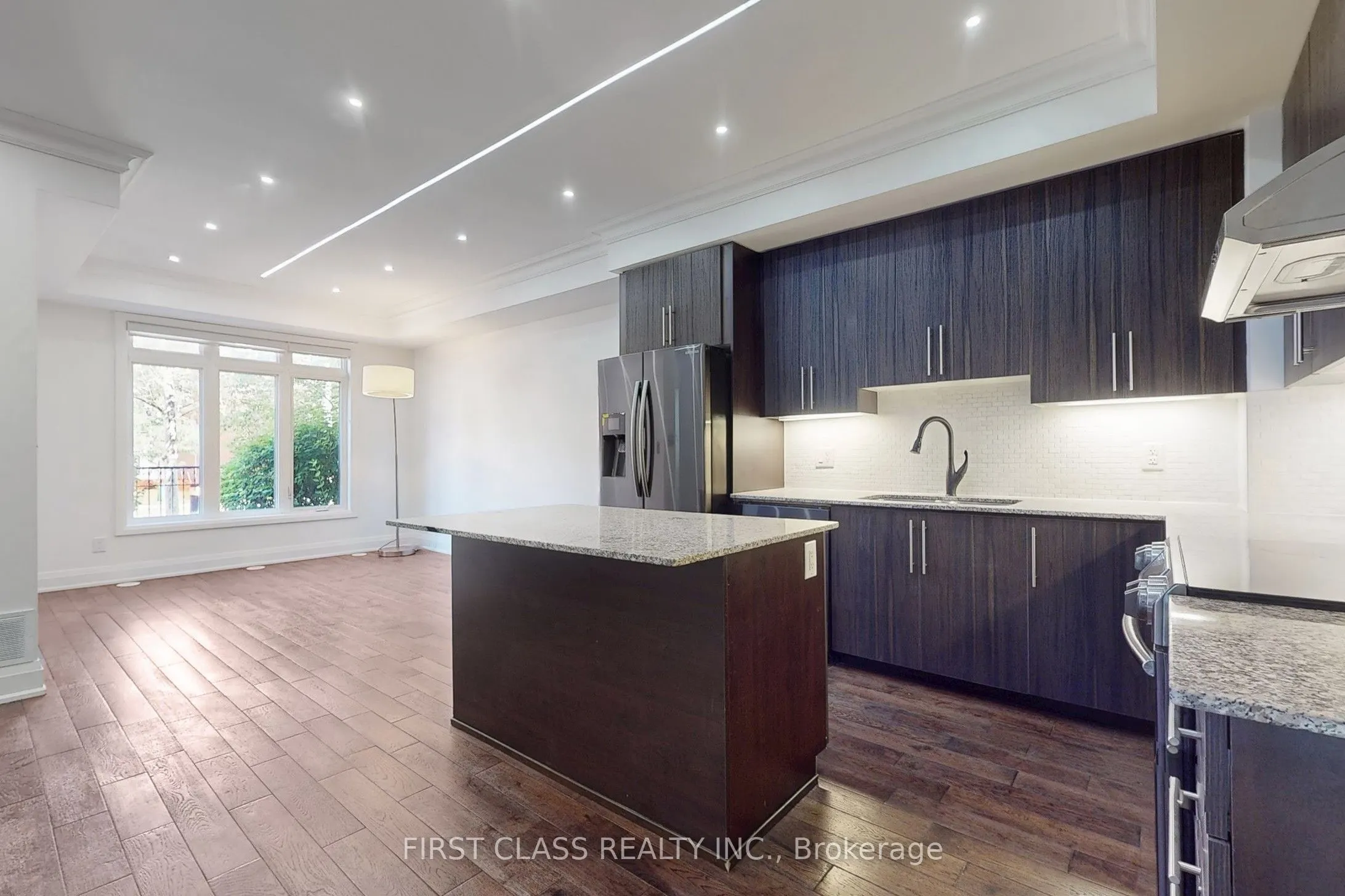 9 Oakburn Crescent, #TH 28