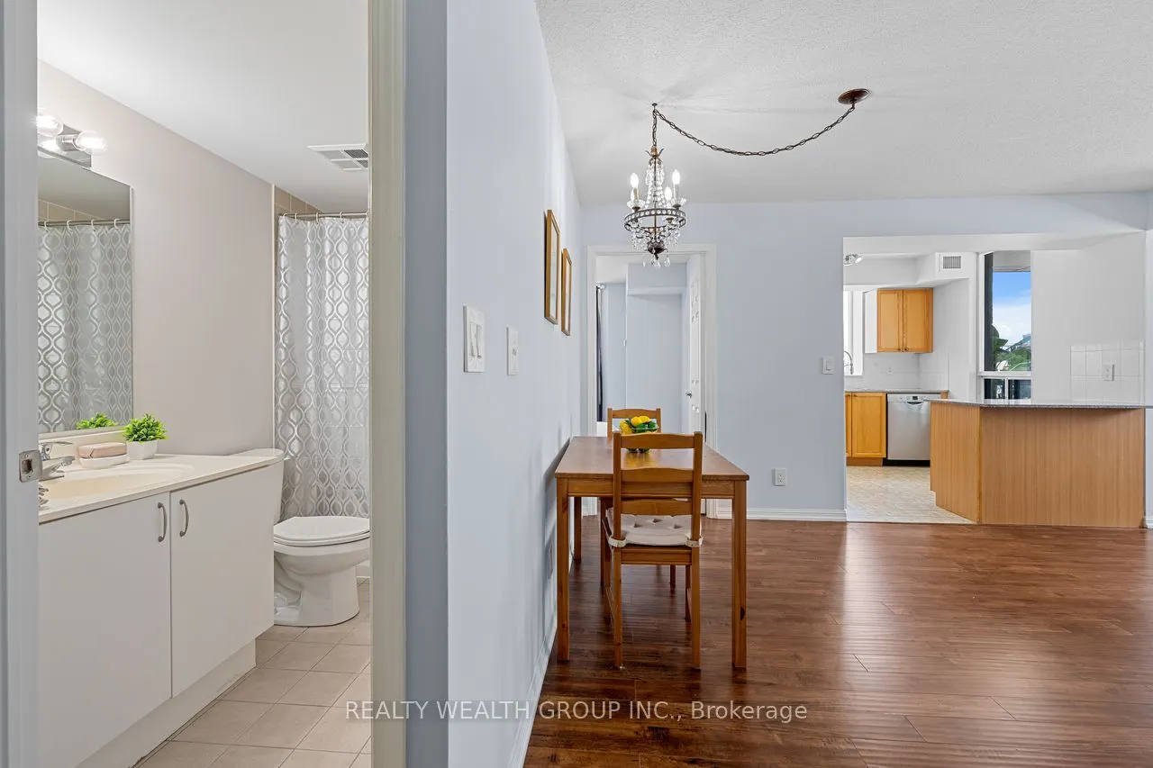 5940 Yonge Street, #513