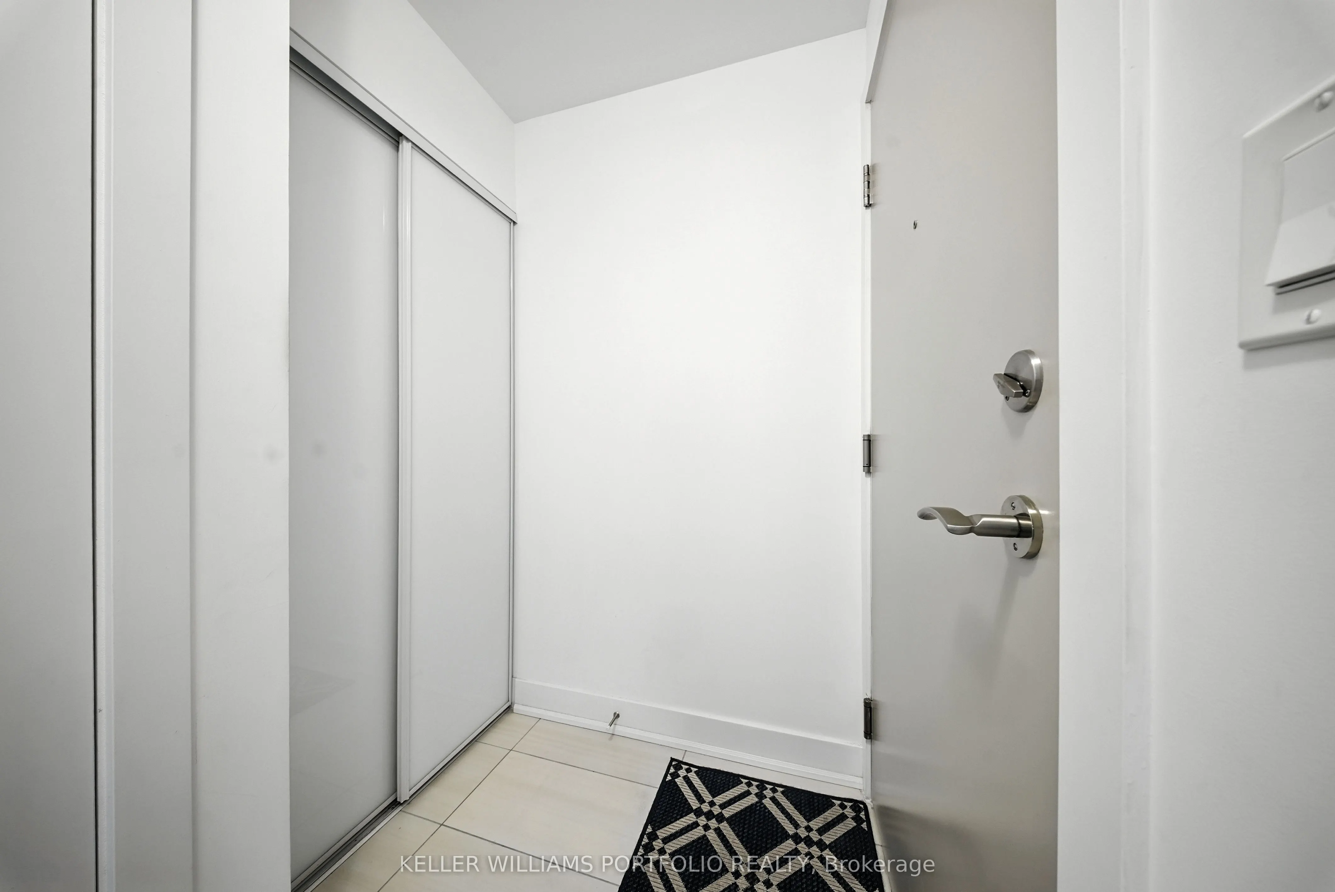 1486 Bathurst Street, #1101