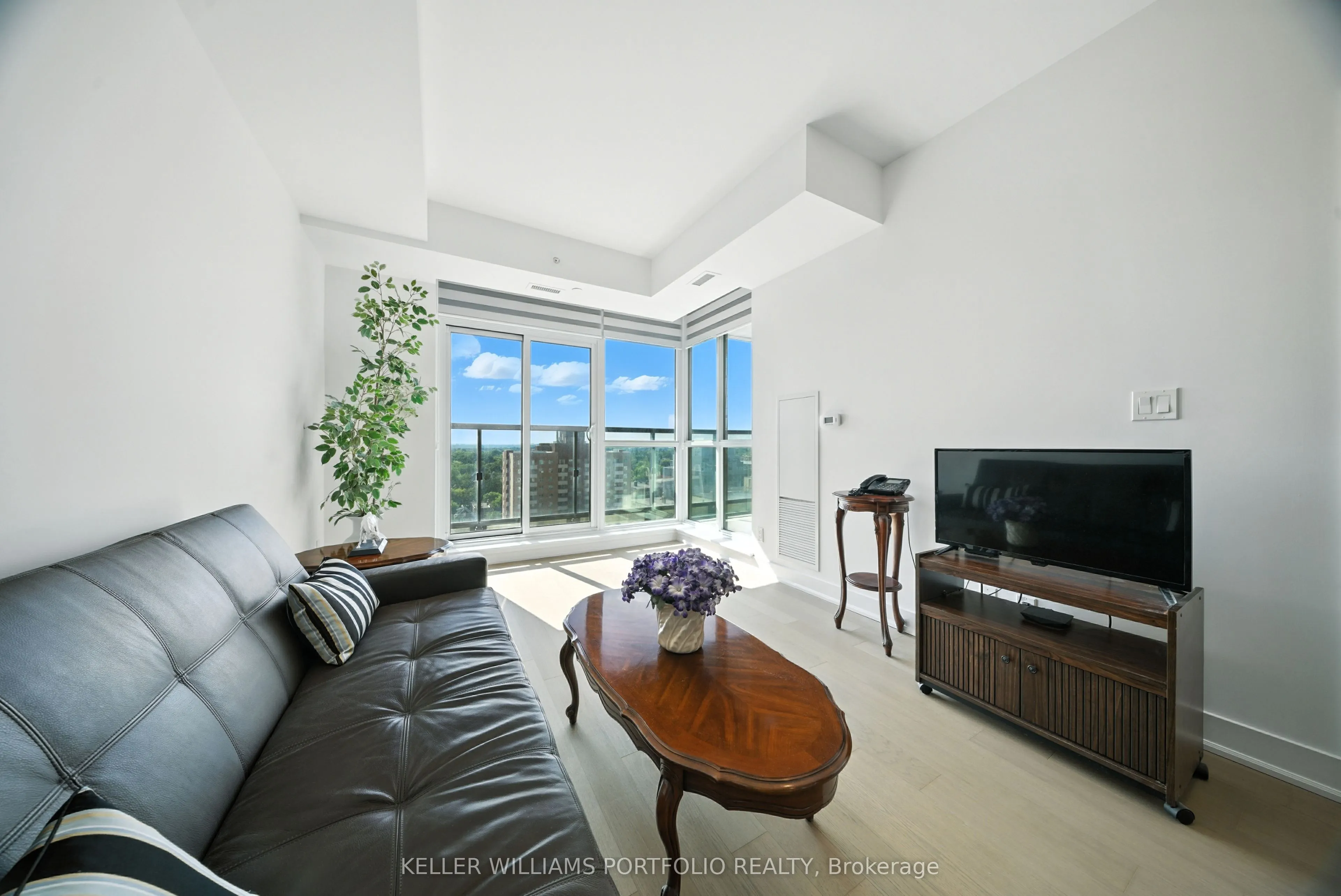 1486 Bathurst Street, #1101