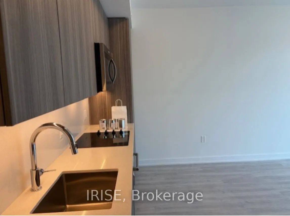 15 Richardson Street, #1120